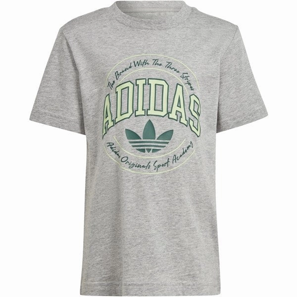 Seamless Waistband Playful Look adidas Originals Medium Grey Heather Shorts Tee Set
