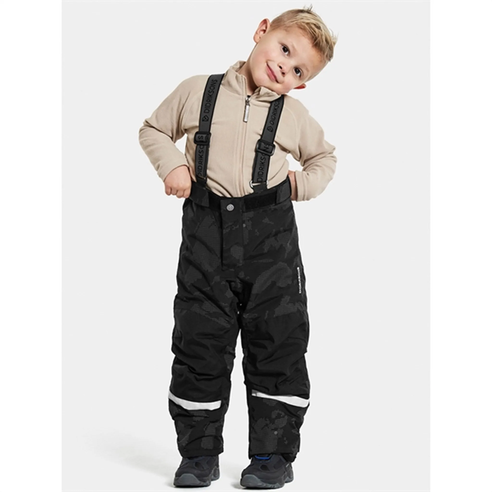 Clean Cut Comfortable Look Wear Didriksons Idre Island Print Ref Ski Pants