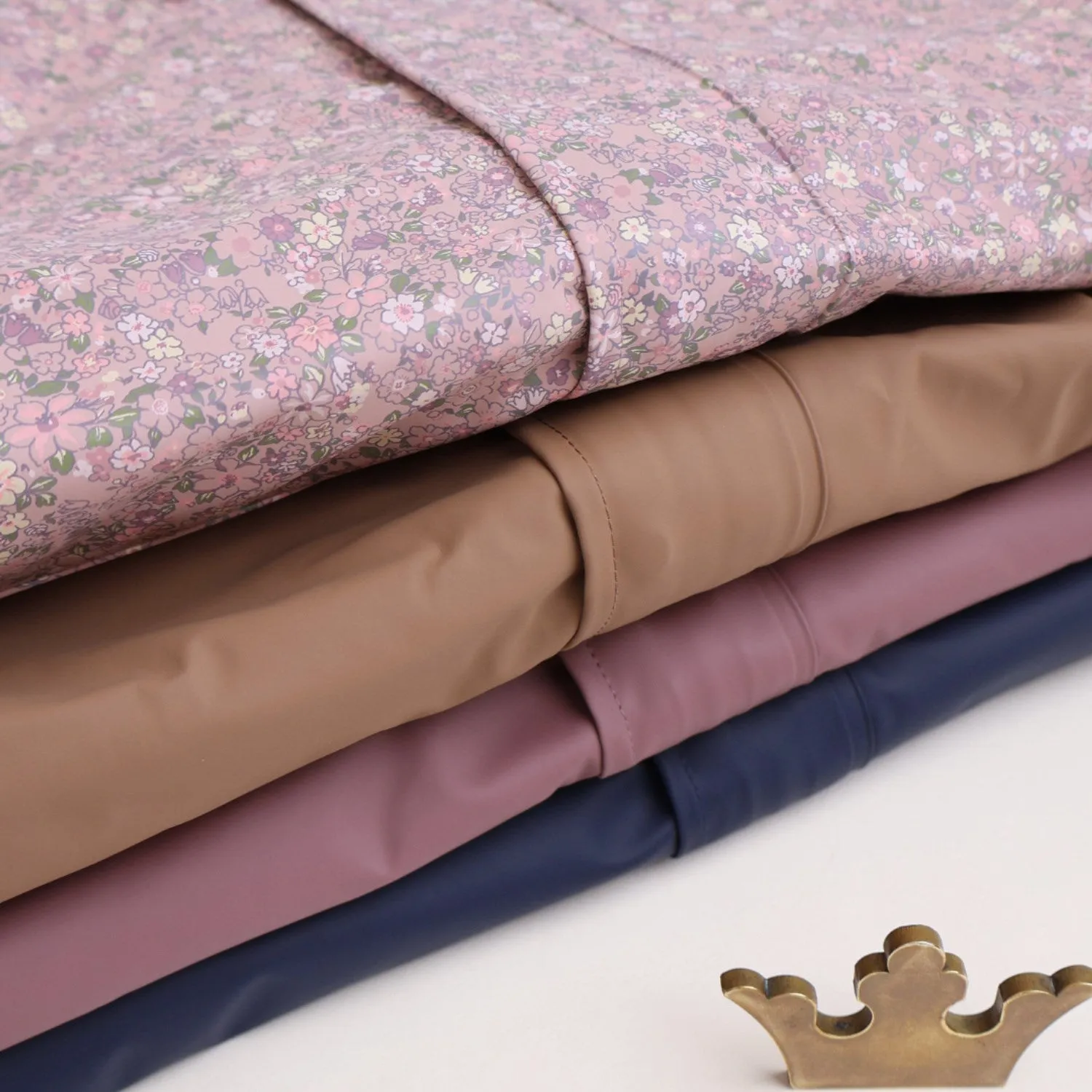 Unisex Fit Wheat Powder Flower Meadow Rainwear Ollo Jacket