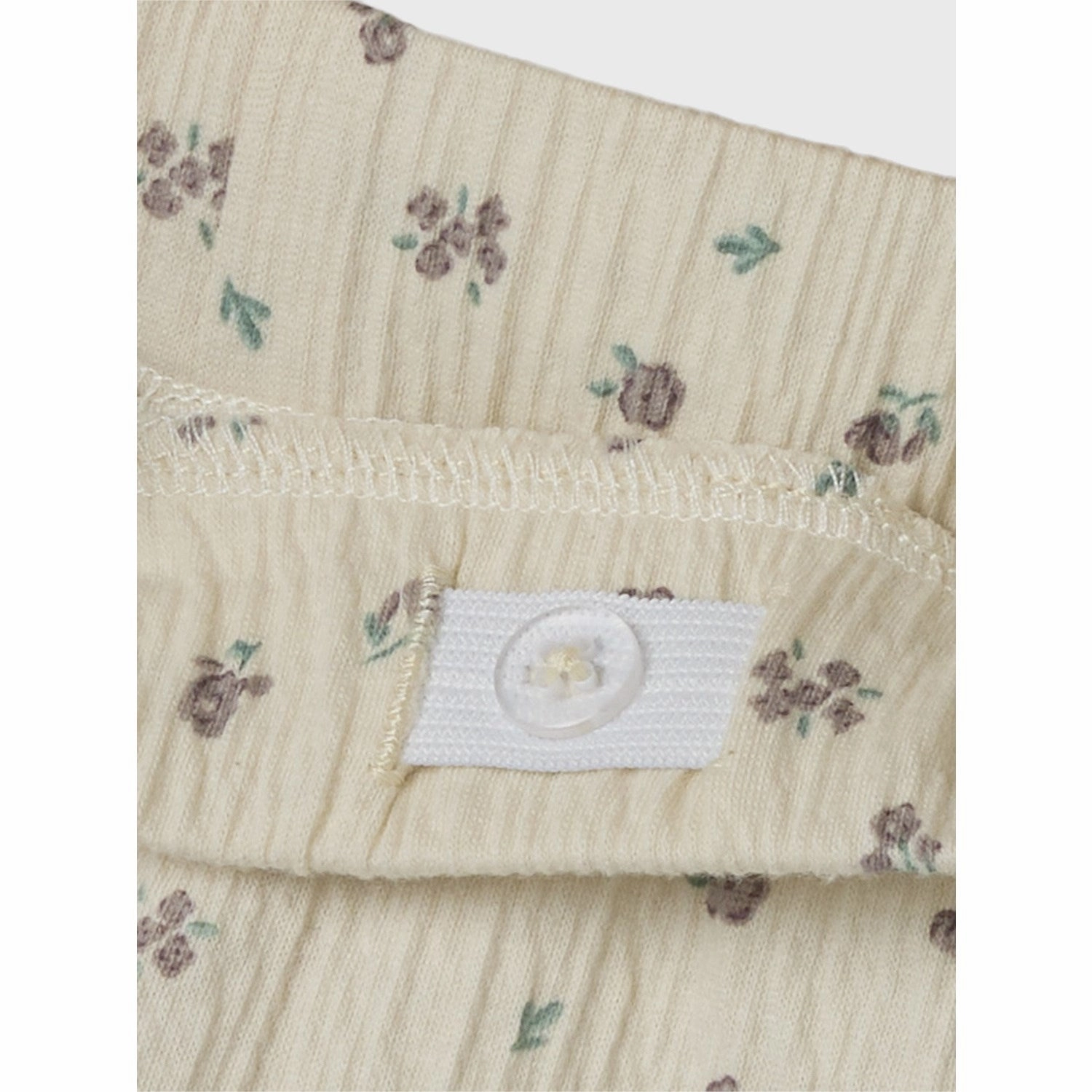 anti slip grip Wear Resistant Fabric Name It Bleached Sand Jannis Shorts