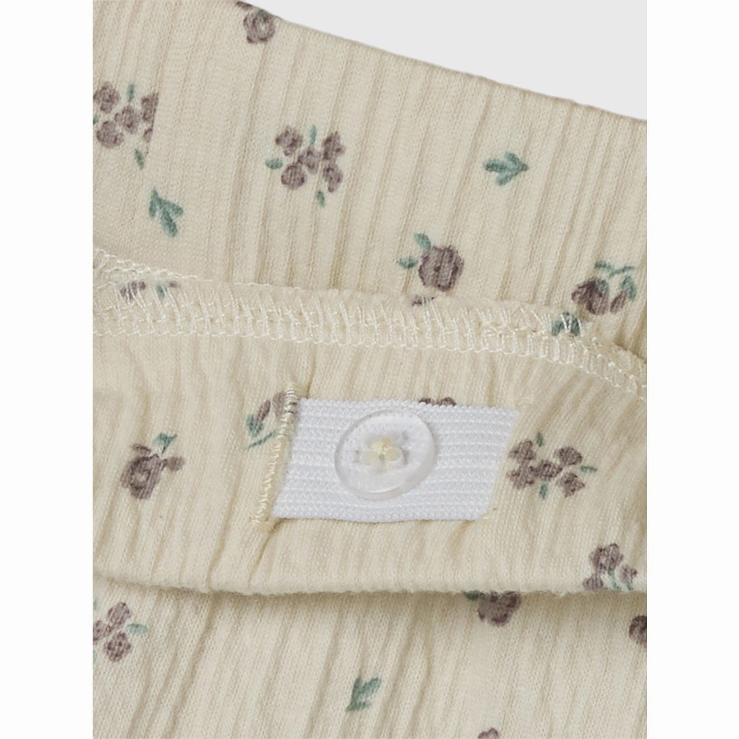 Quick Dry Technology Stretch Fit Name It Bleached Sand Jannis Shorts