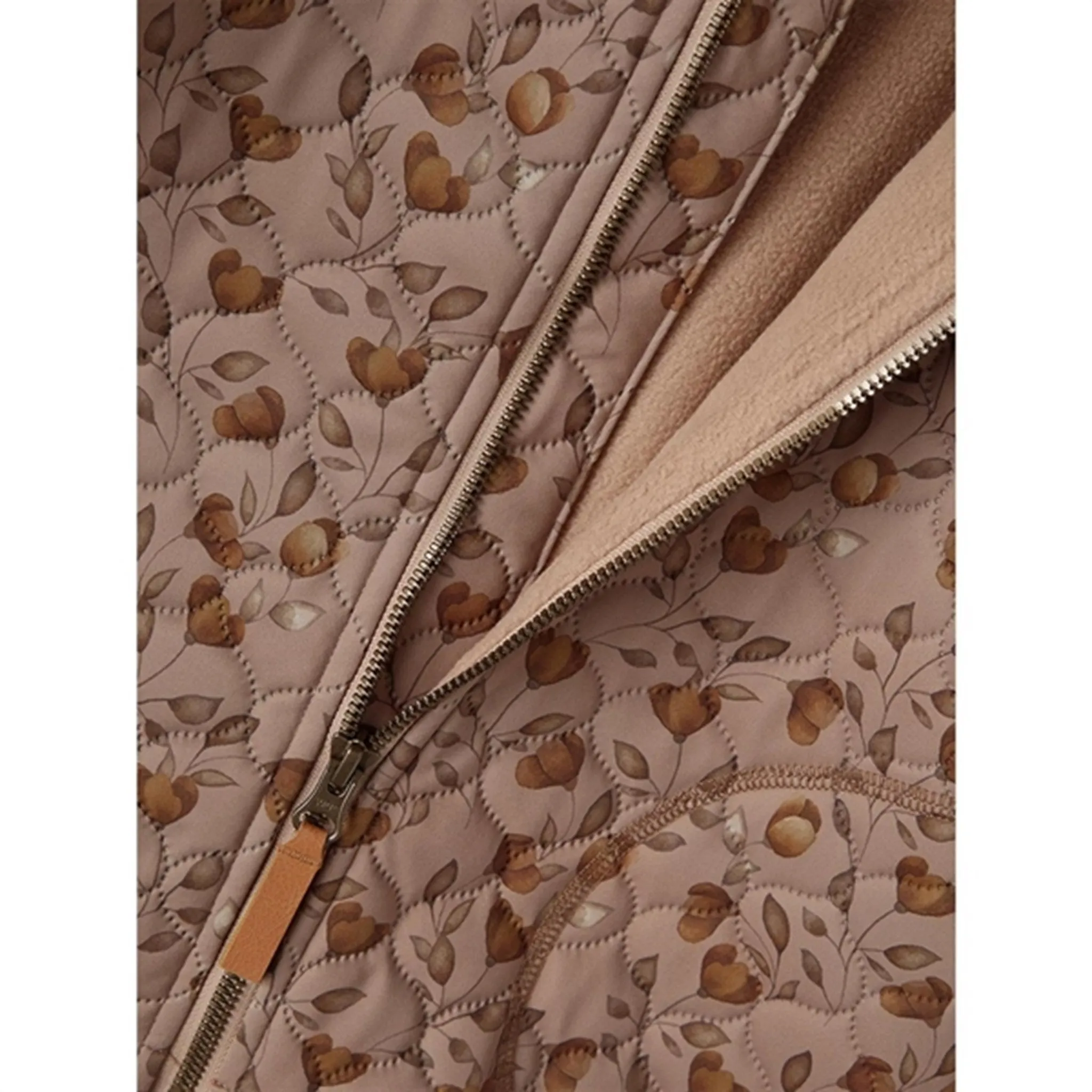 Soft-touch fabric Lil'Atelier Nougat Lajuno Quilted Set AOP