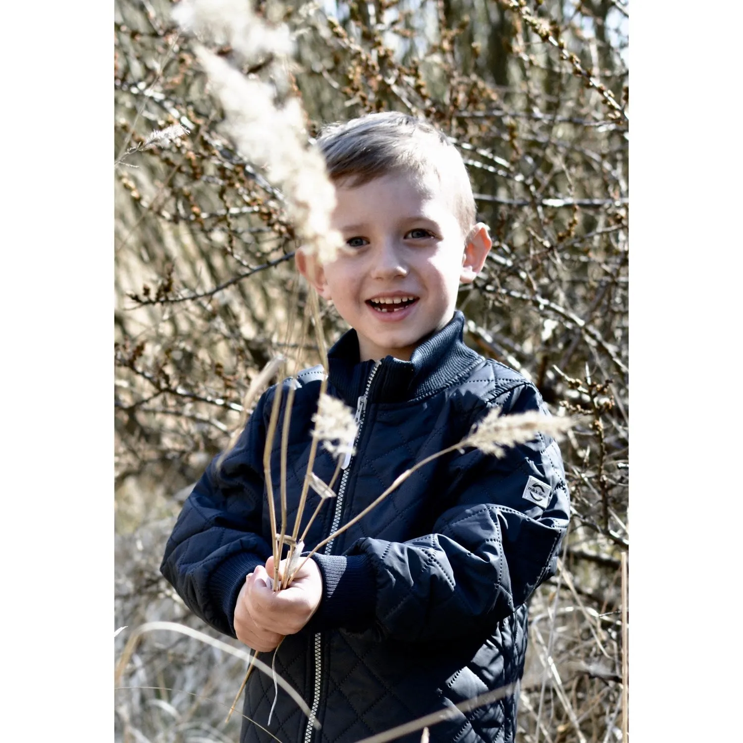 Scalloped-Edge Mikk-Line Blue Nights Duvet Set