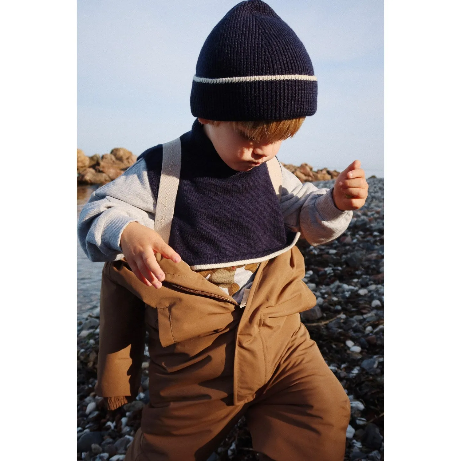 Minimalist-Trend Flap-Detail Konges Sl?jd Walnut Nohr Snowsuit Solid