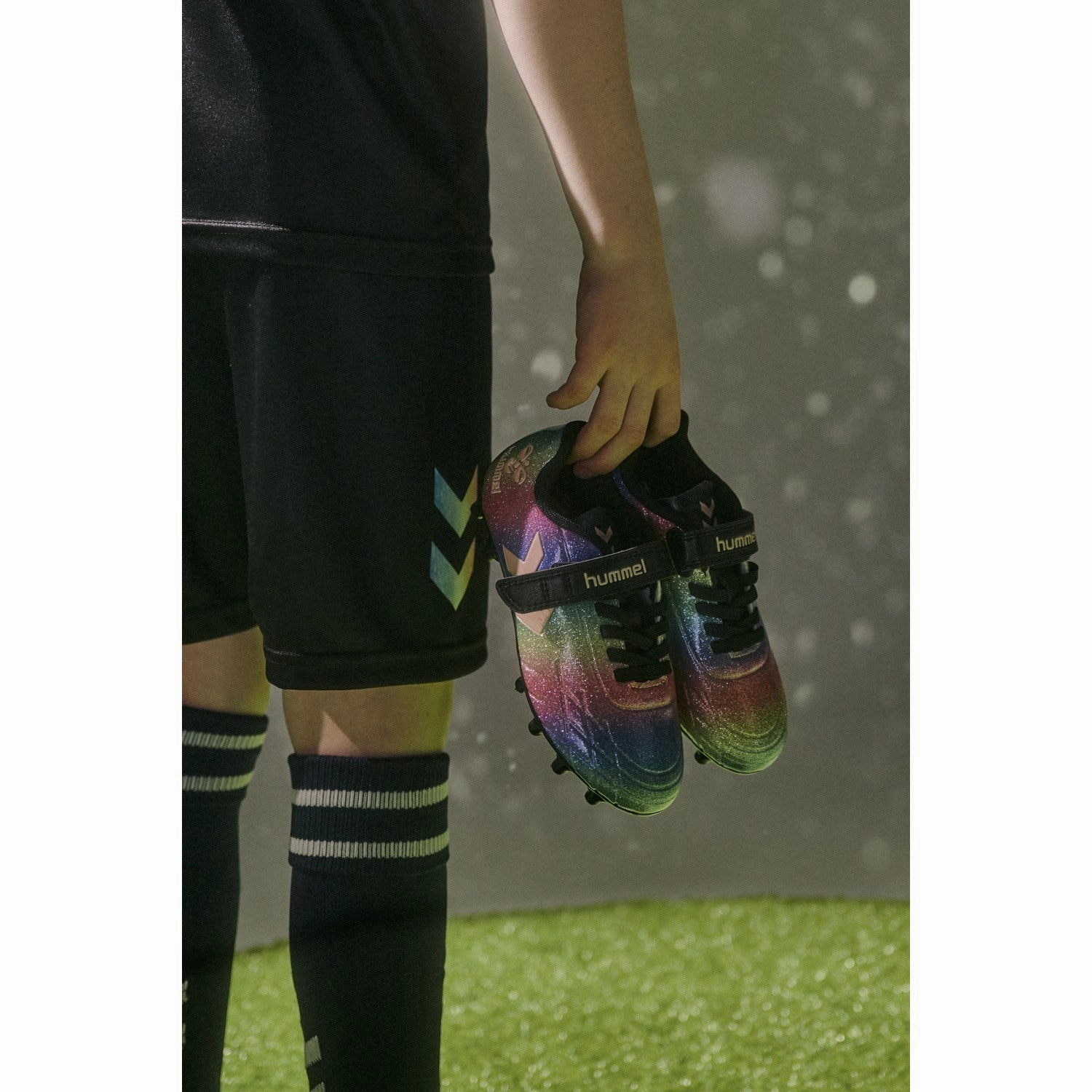 Hummel Black Shimmer Set graduation season