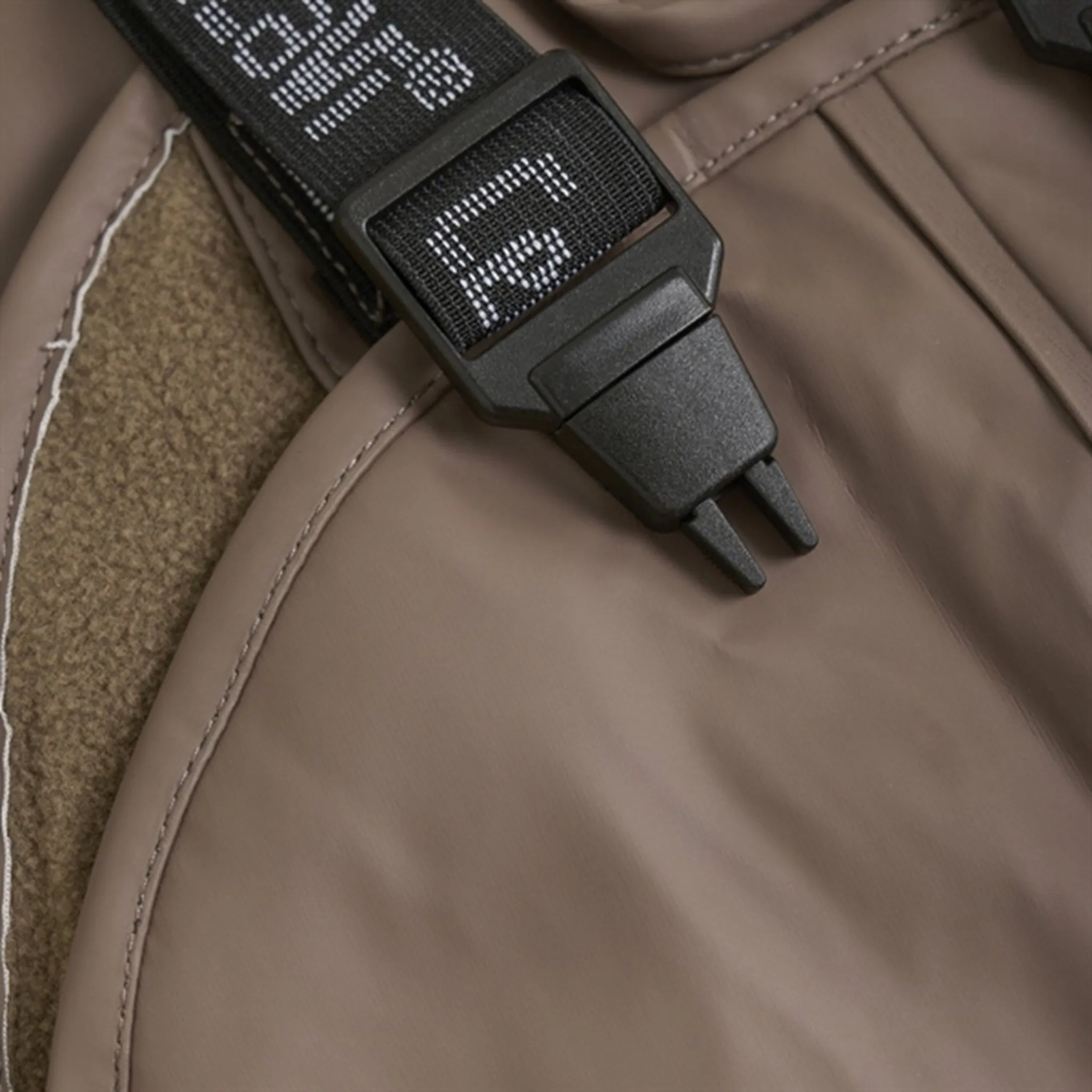 CeLaVi Rainwear Set w. Fleece Coffee Quartz Low Profile