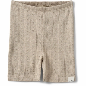 hikers Warm Day Outfit Sofie Schnoor Beige Nevasb Shorts
