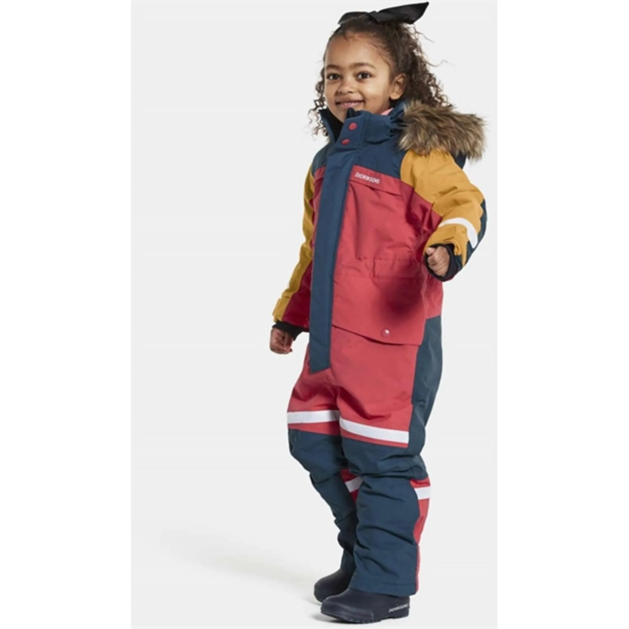Didriksons Bj?rven Modern Pink Snowsuit Street-Style