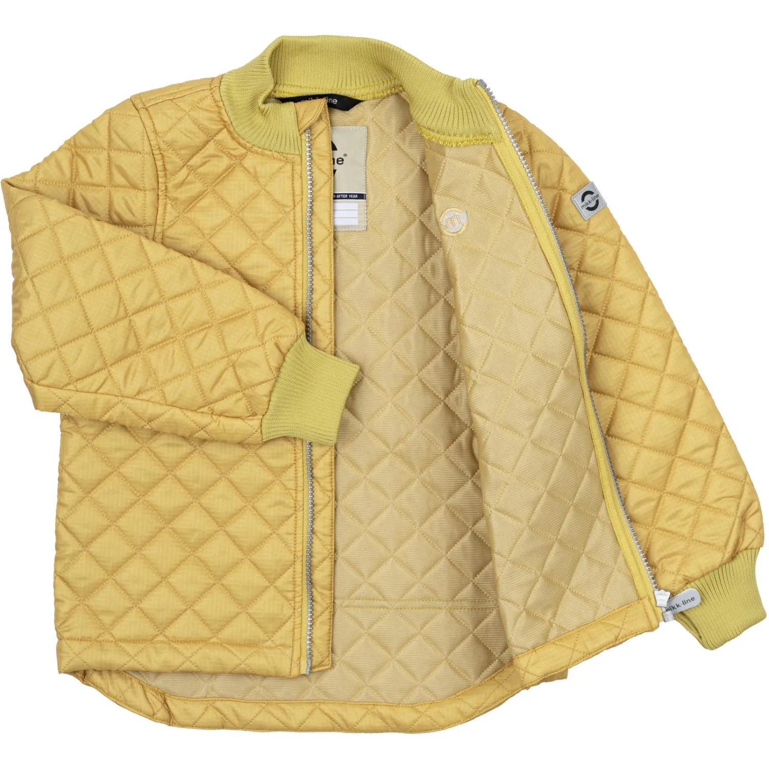 Mikk-Line Ratan Thermo Set Wardrobe-Staple