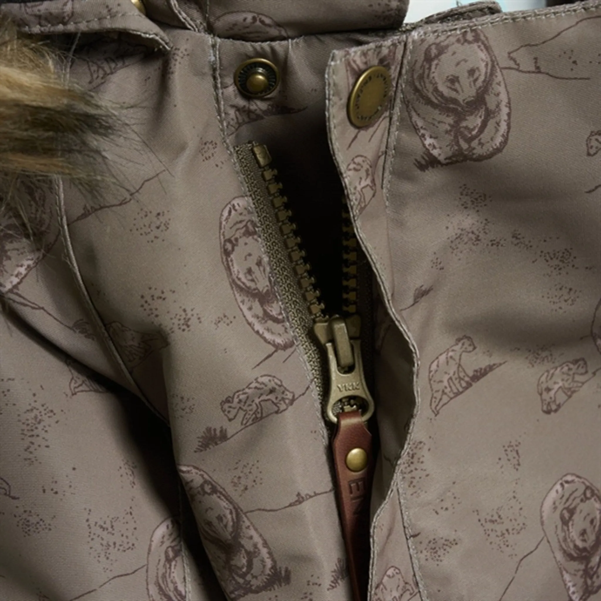 Bow-Detail Casual outing blouse En Fant Snow Suit AOP Chocolate Chip