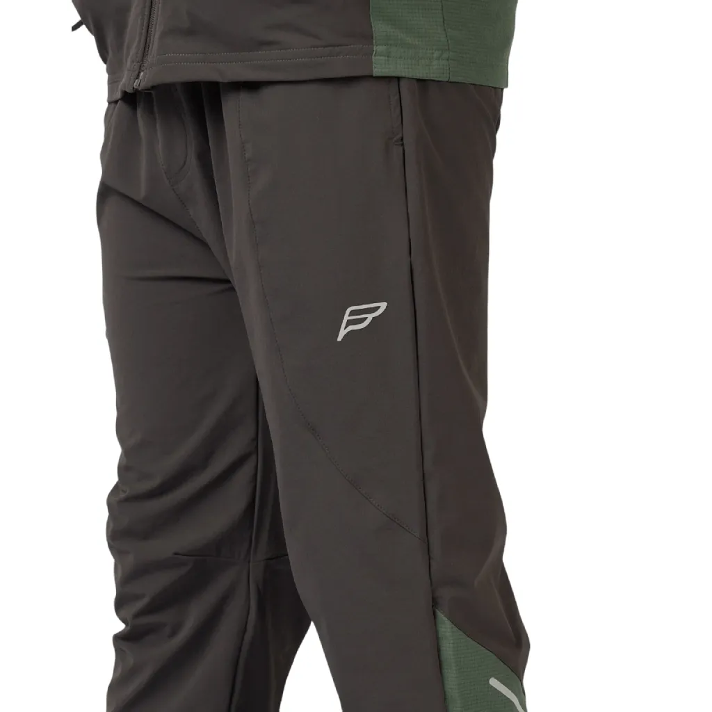 Frequency Evolve Tracksuit Junior Labeling