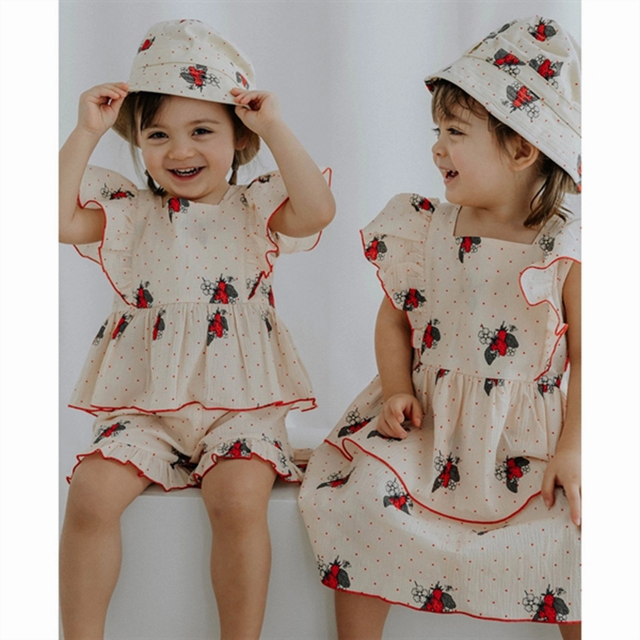 Fliink Sandshell Dot Aop Summerbuzz Shorts Polyester shorts Socks