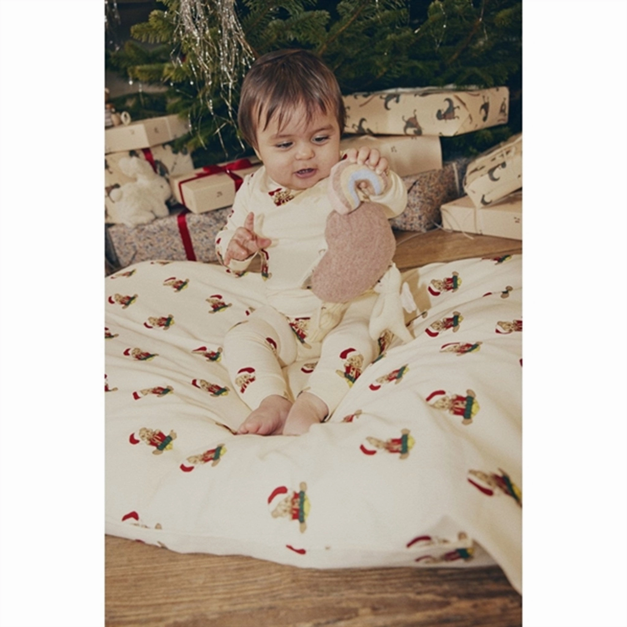 Konges Sl?jd Christmas Teddy Basic Body/Pants Set Sculpted Fit Supreme Office