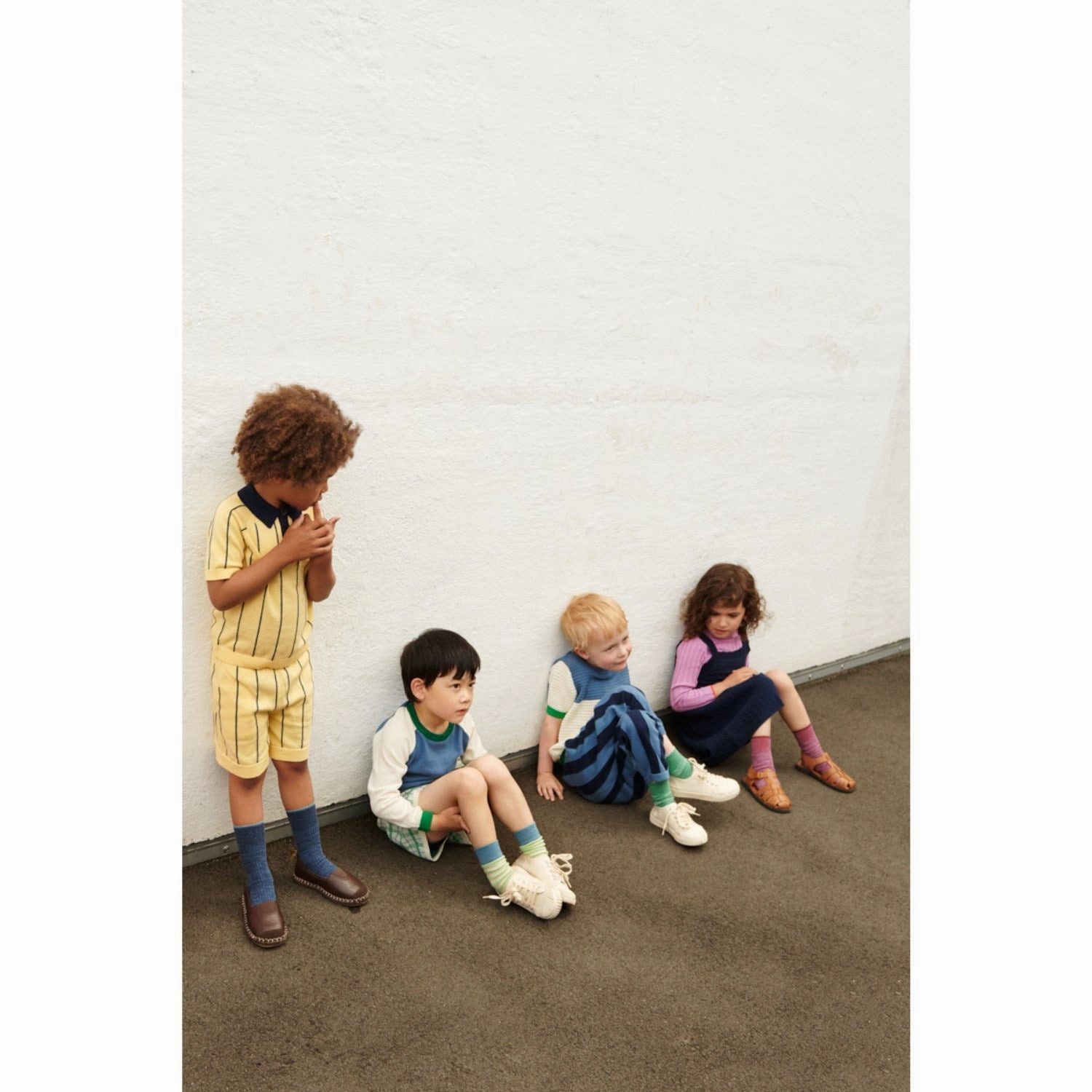 Sweat Resistant Coating Stretch Fit Design FUB vanilla/dark navy Striped Shorts