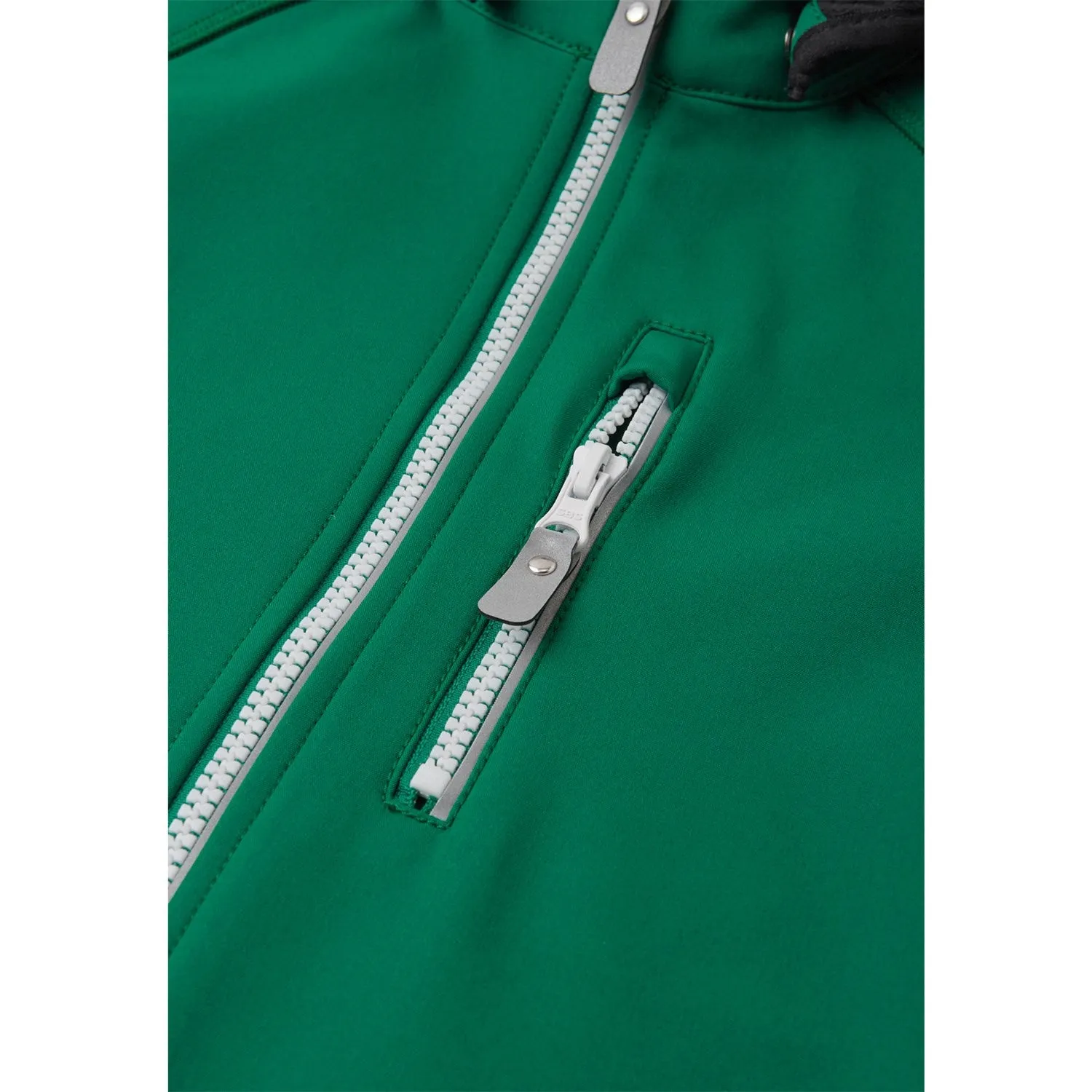 Reima Deeper Green Softshell jacket Vantti Deeper Green bag Kindness