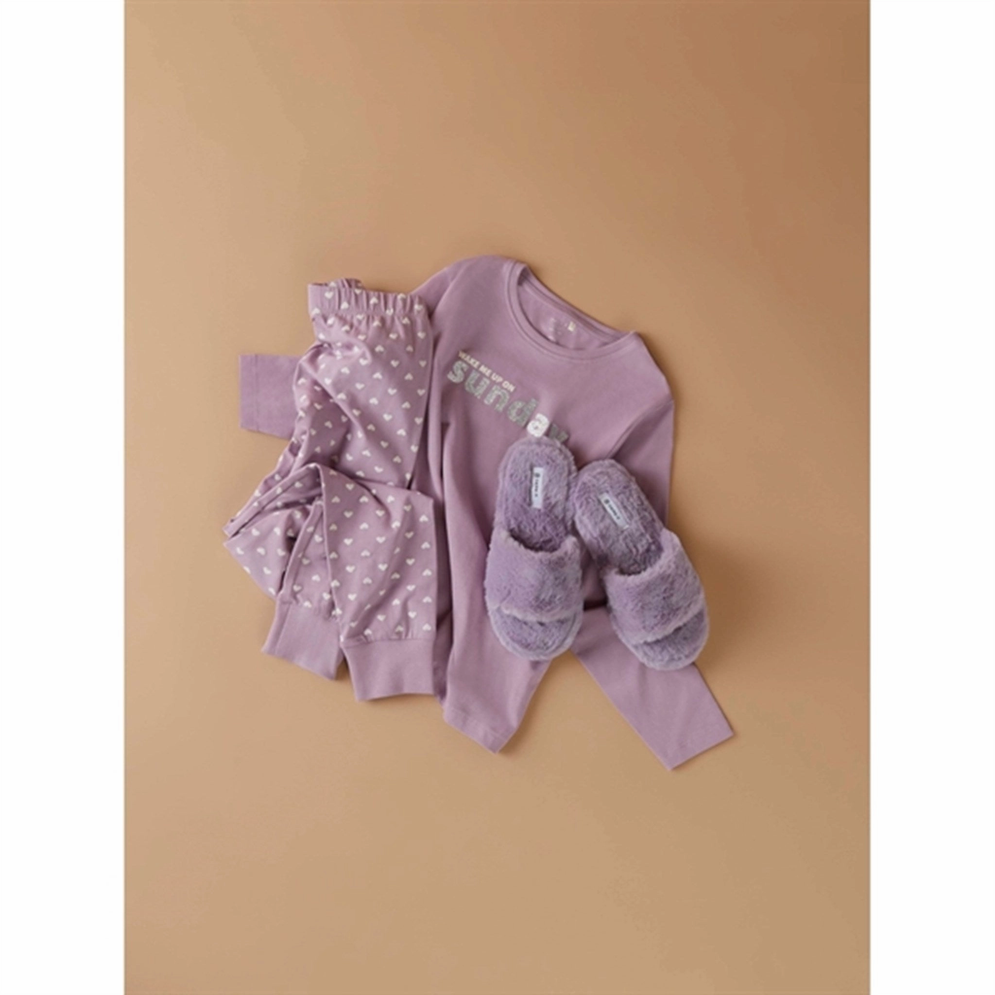 hypoallergenic material Moisture wicking Name it Lavender Mist Risanne Nightset