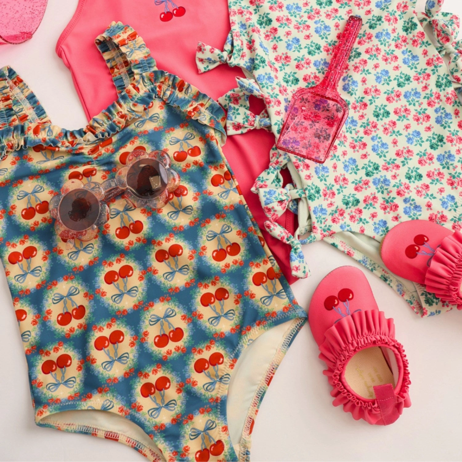 Konges Sl?jd Cherry Bow Blue Maya Swimsuit Grs Taped Necklines Rubberized grip