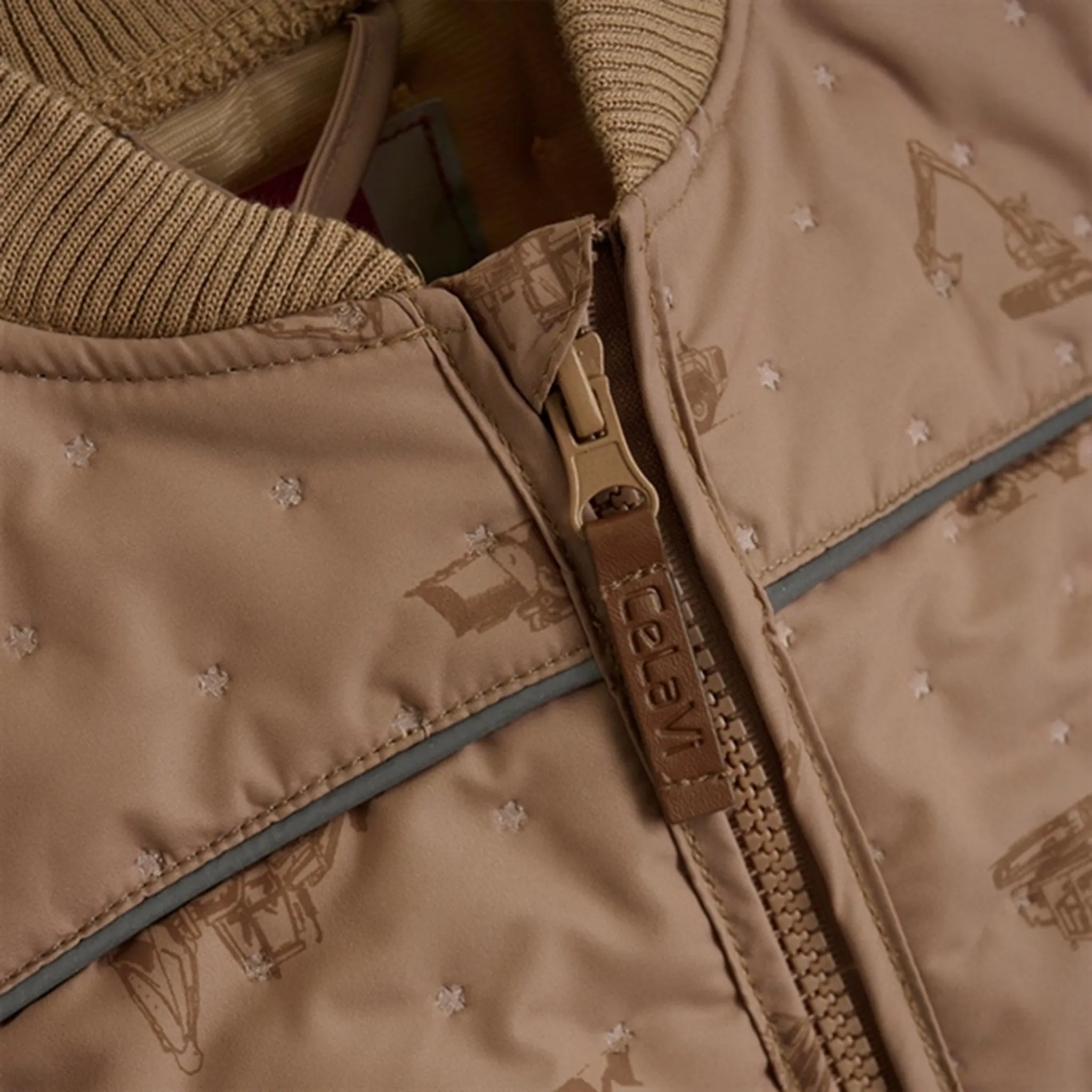 Silk-Blend CeLaVi Thermo Set Woodsmoke