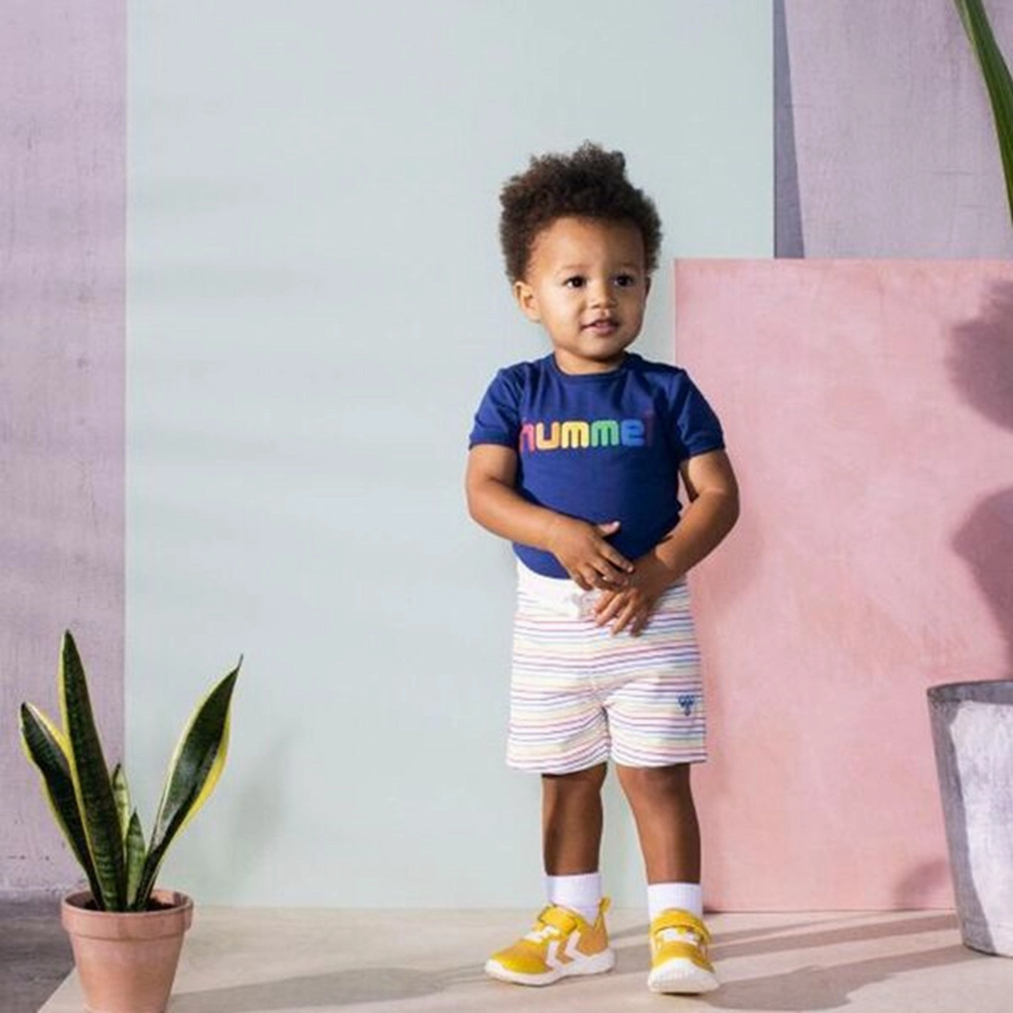 Hummel Rainbow Whisper White Shorts Adjustable Waistband Fashionable Look