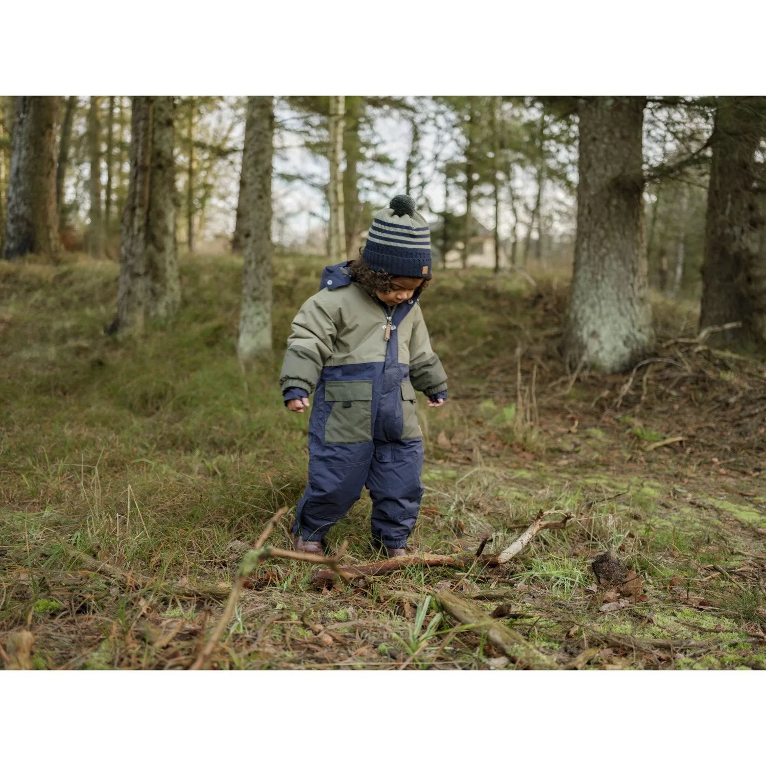 Neutral-Shade Hust & Claire More Navy Orlando Solid