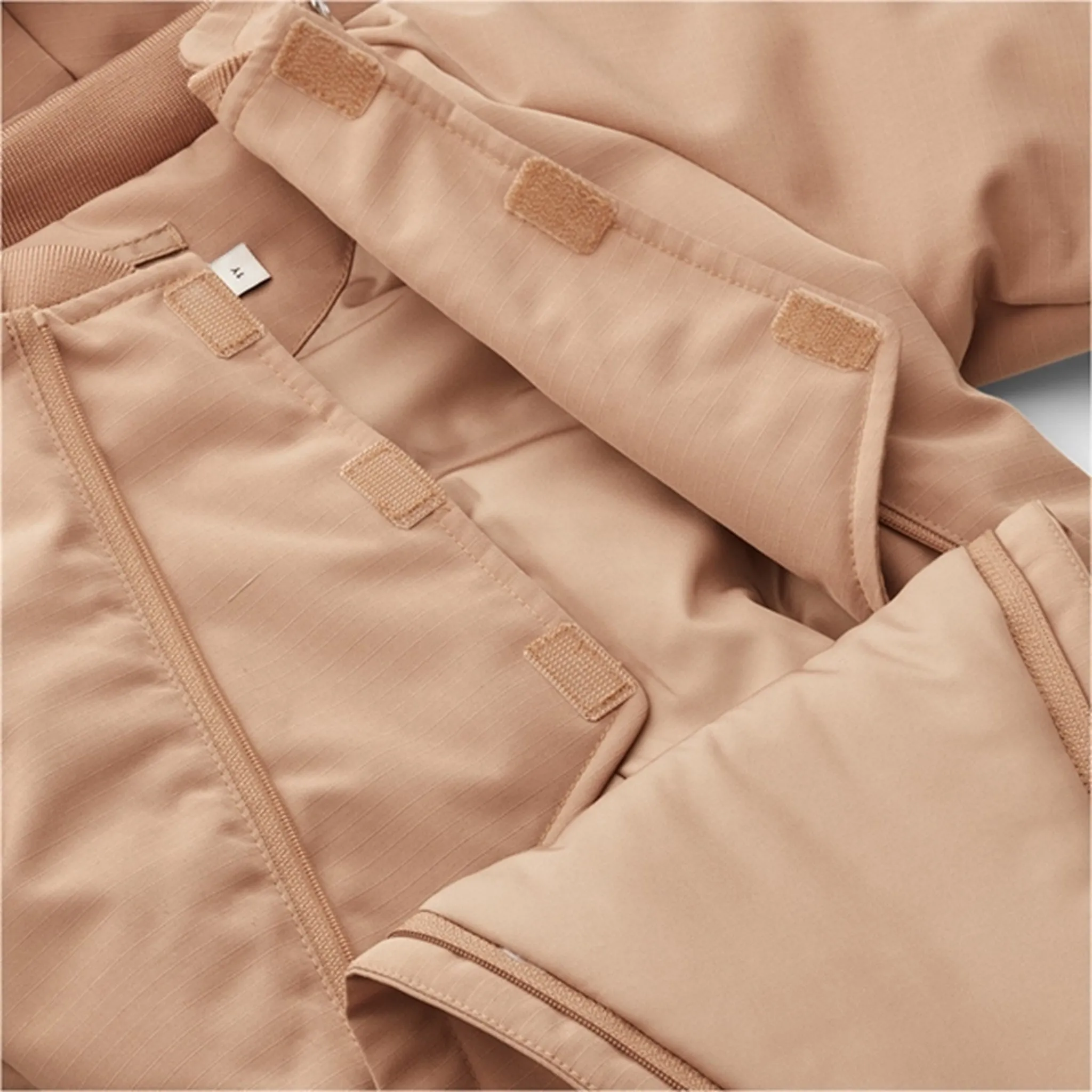 Liewood Lin Baby Snowsuit Tuscany Rose Knot-Detail
