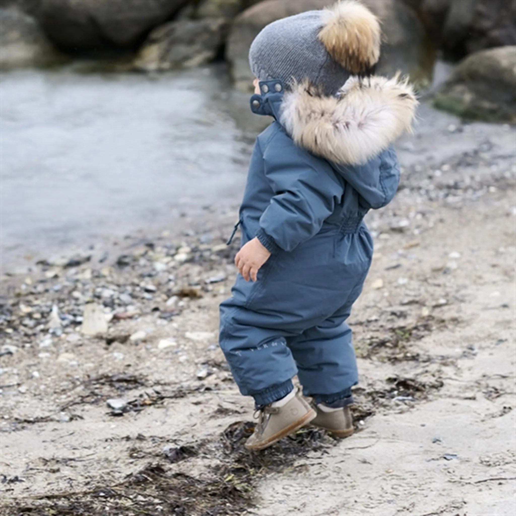 Cropped-Length Jewel-Tone Ver de Terre Flyverdragt m. Pels Slate