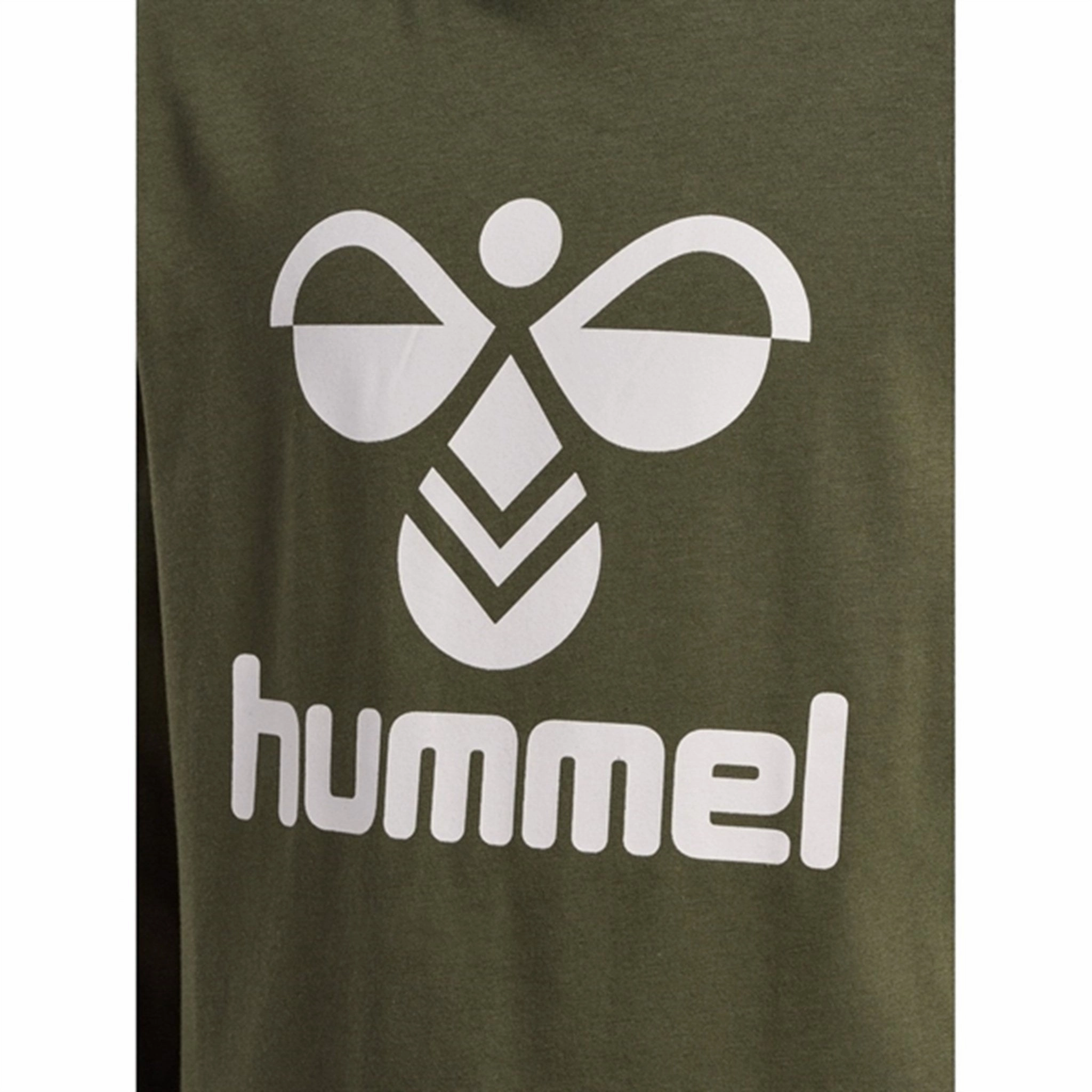 Minimal Look Hummel Olive Night Nolan Night Suit
