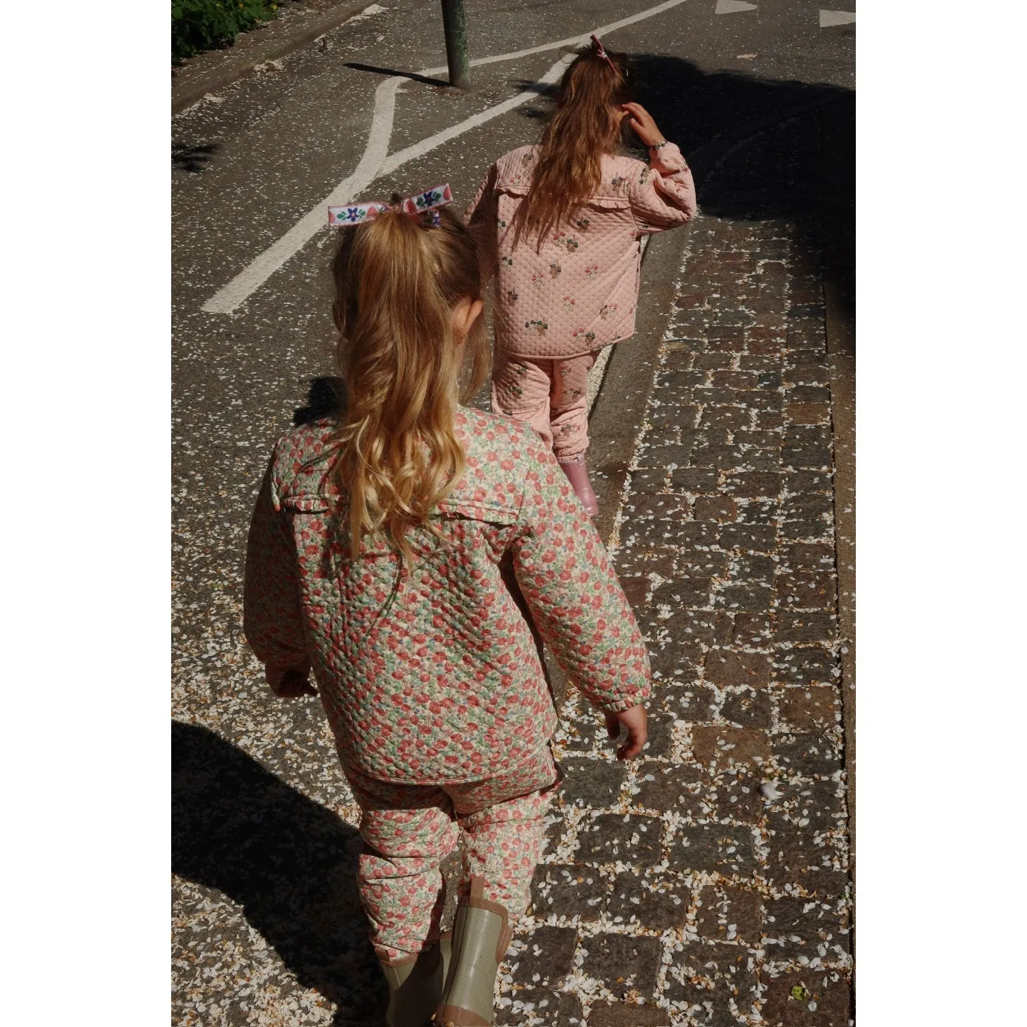 Konges Sl?jd Bow Kitty Pink Thermo Frill Jacket Grs polka-dot Raw-Hem