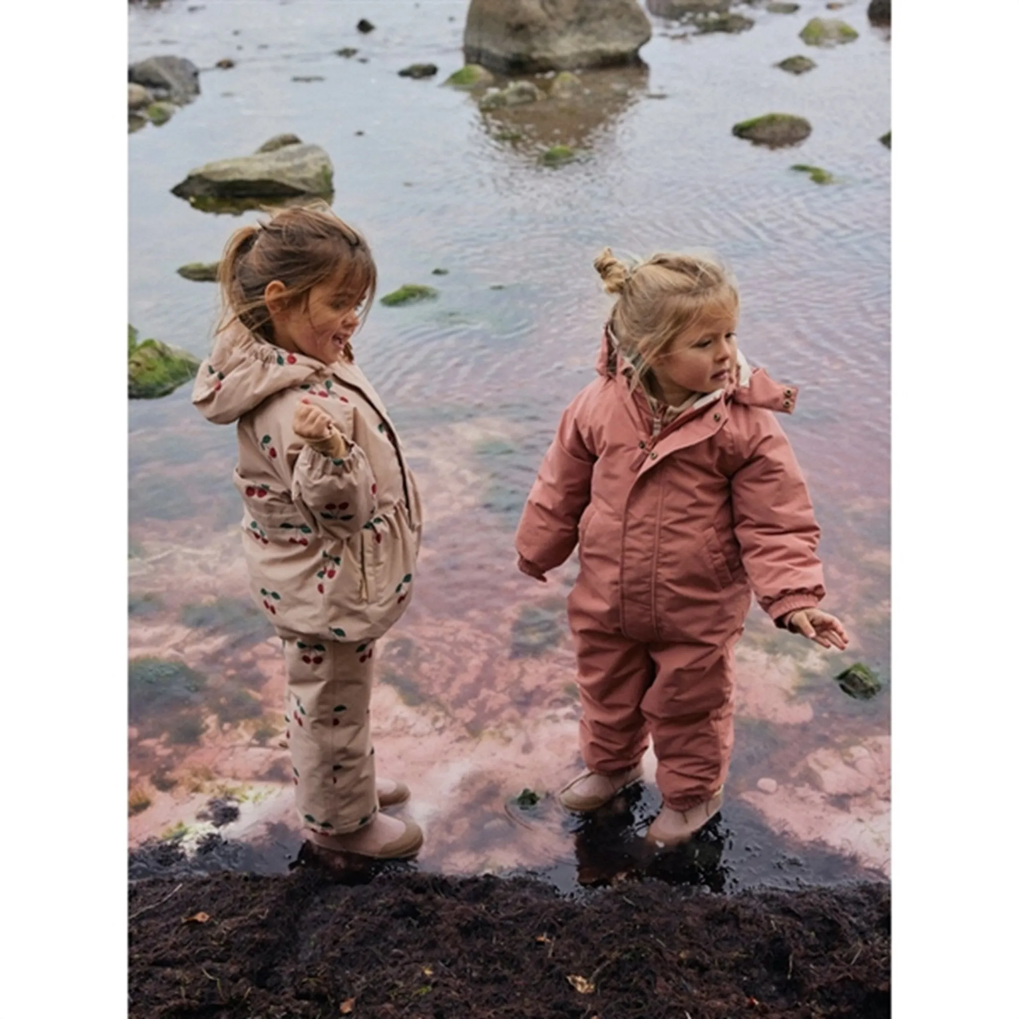 Konges Sl?jd Canyon Rose Nohr Solid Snow Suit Solid-color Pleated-Texture