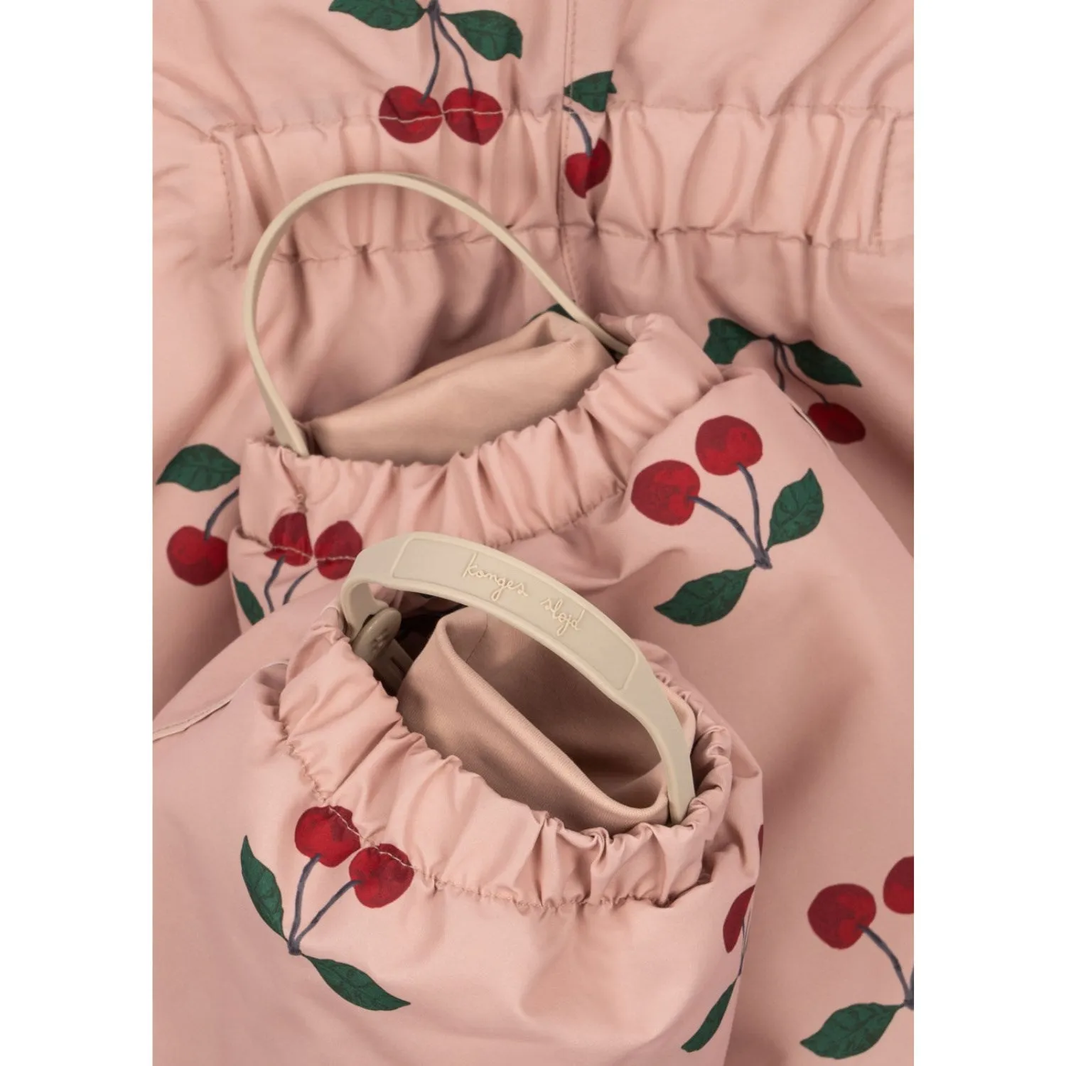 Konges Sl?jd Ma Grande Cerise Blush Award Snowsuit Grs Playful graphic shirt