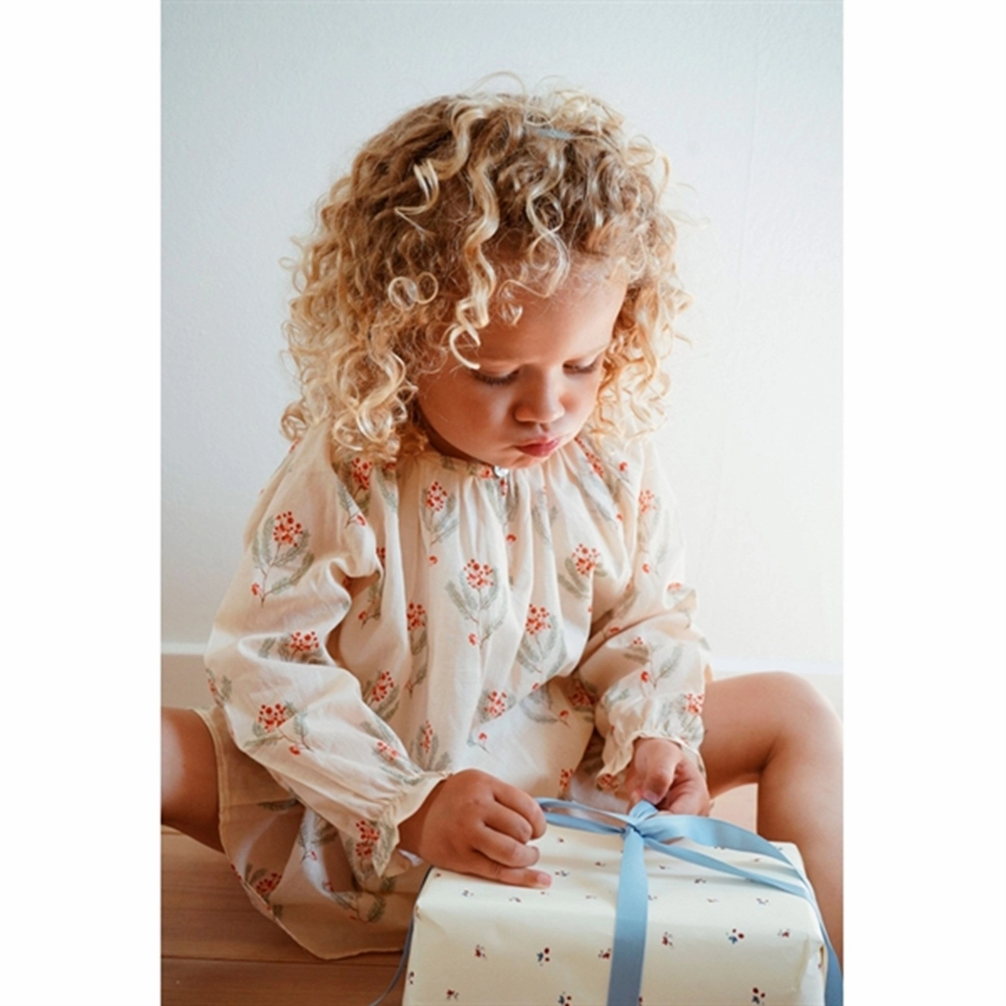 Konges Sl?jd Christmas Nightingale Gown Christmas Vintage Rose Flower Smooth Drape Snuggle Moment