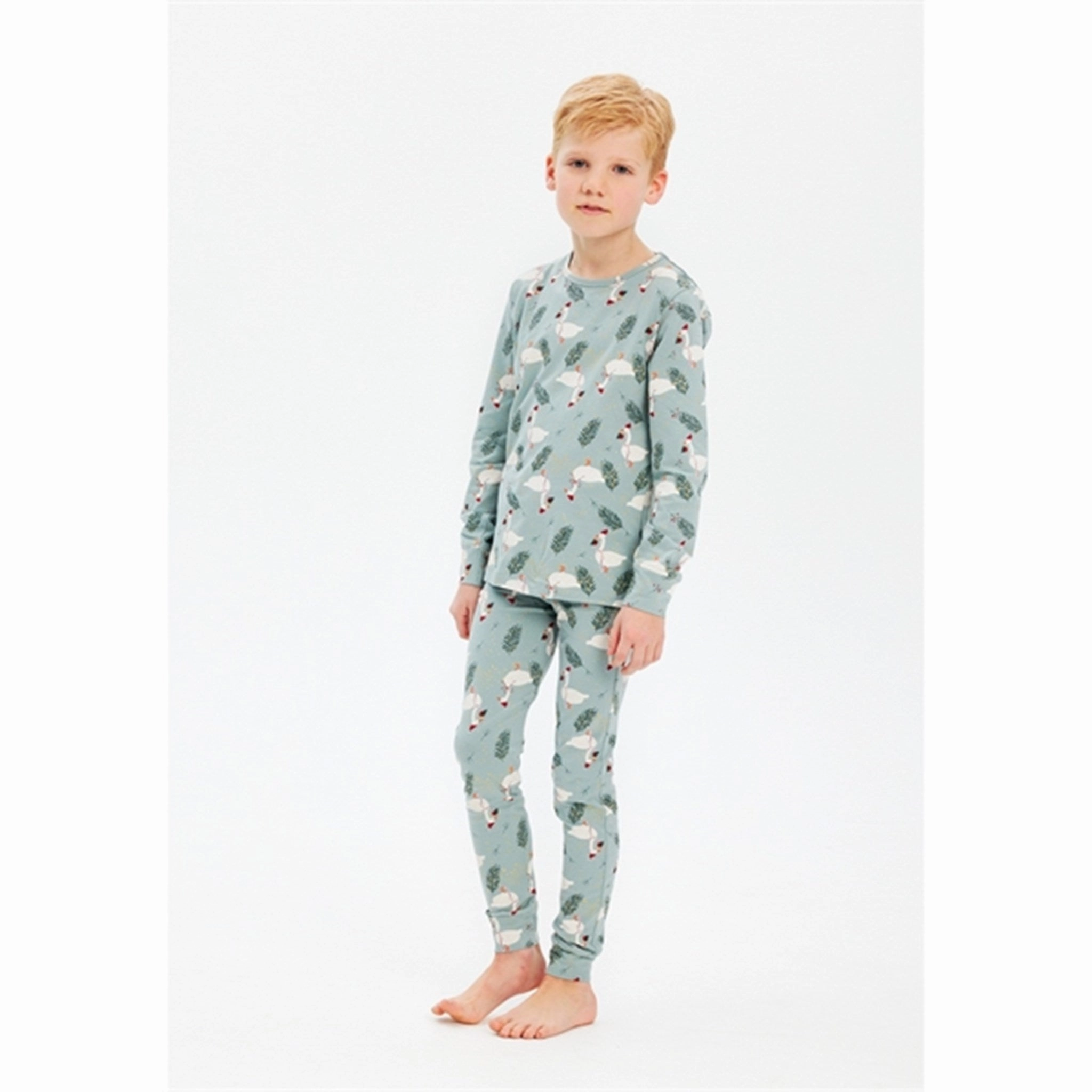 The New Abysse AOP Holiday Nightset Static Resistant Fibers