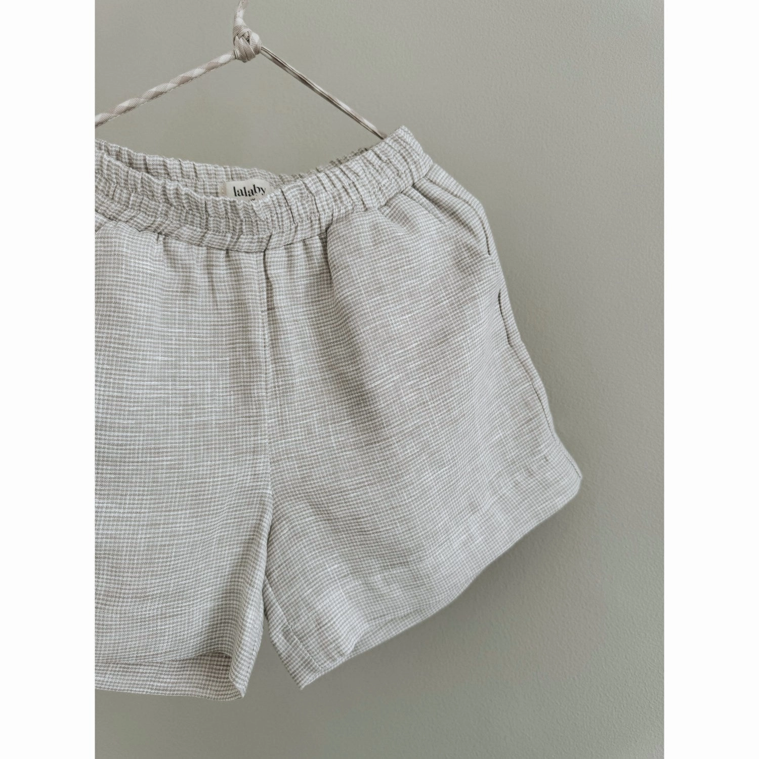 Wrinkle Resistant Treatment Lalaby Andrea Shorts - Beach