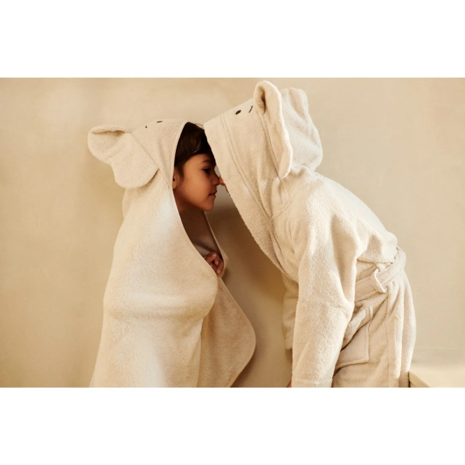 Unwind Hour LieWood Sandy Lily Elephant Bathrobe