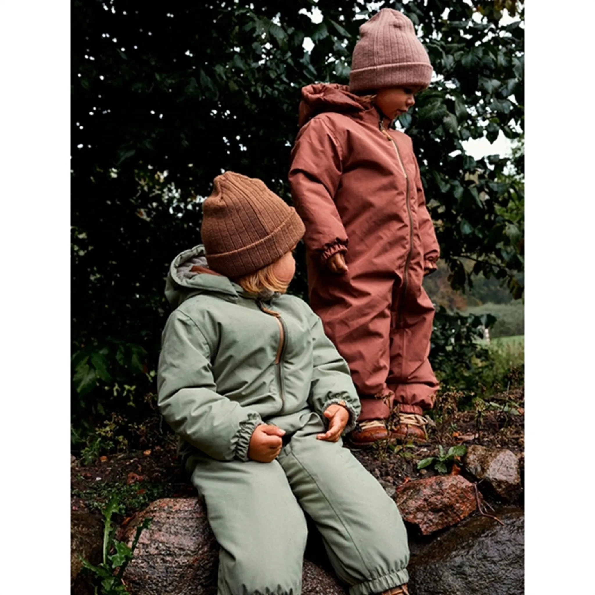 Lil'Atelier Oil Green Lasnow Snowsuit Modern casual top Snap-Closure
