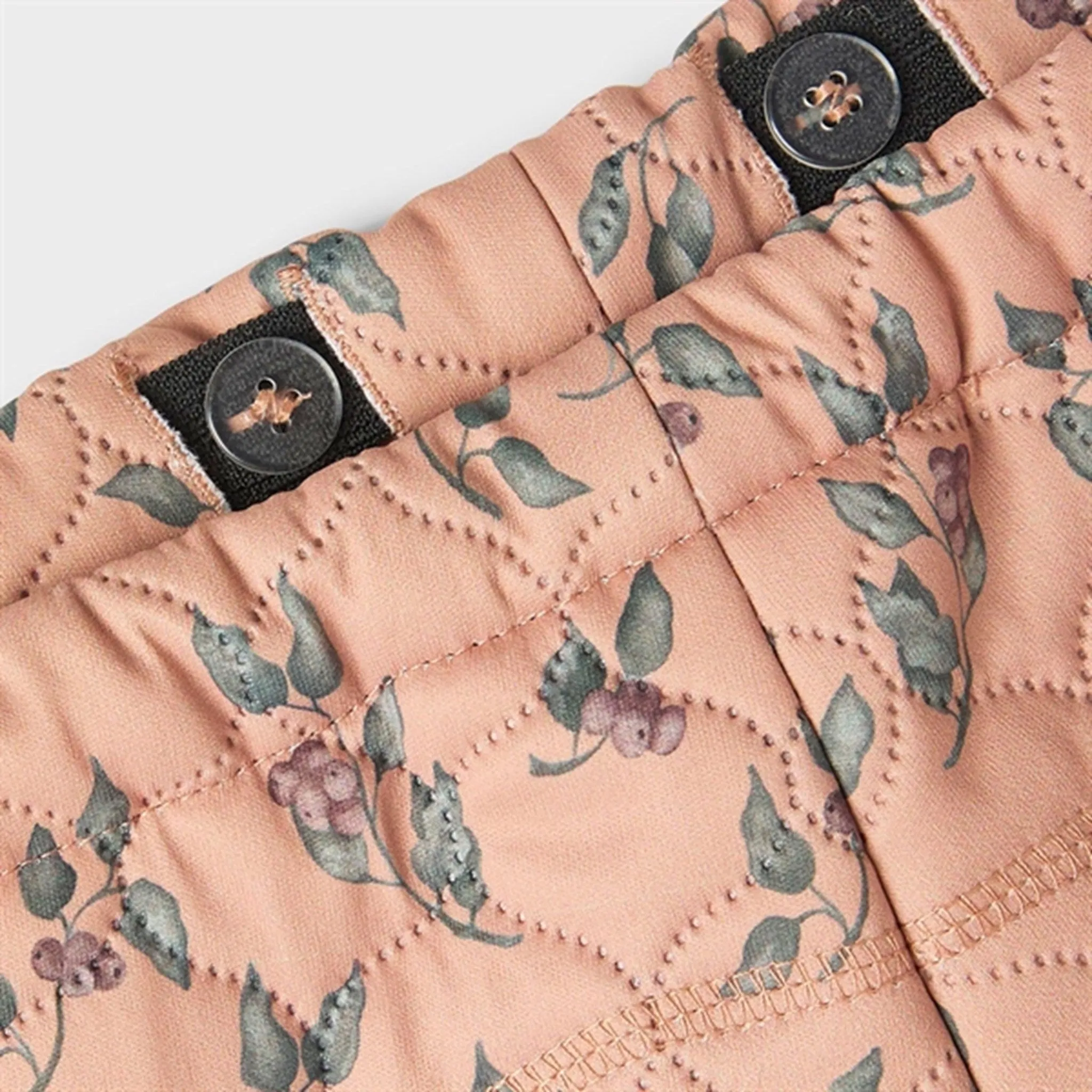 Lil'Atelier Roebuck Lajuno Quilted Set AOP Fashionable printed blouse