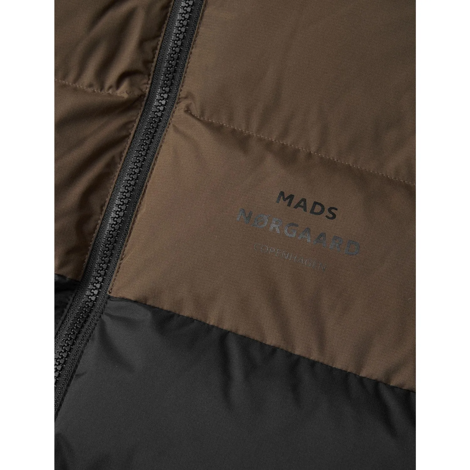 Light chiffon blouse Silk-Blend Mads N?rgaard Black/Demitasse Recycle Junino Jacket