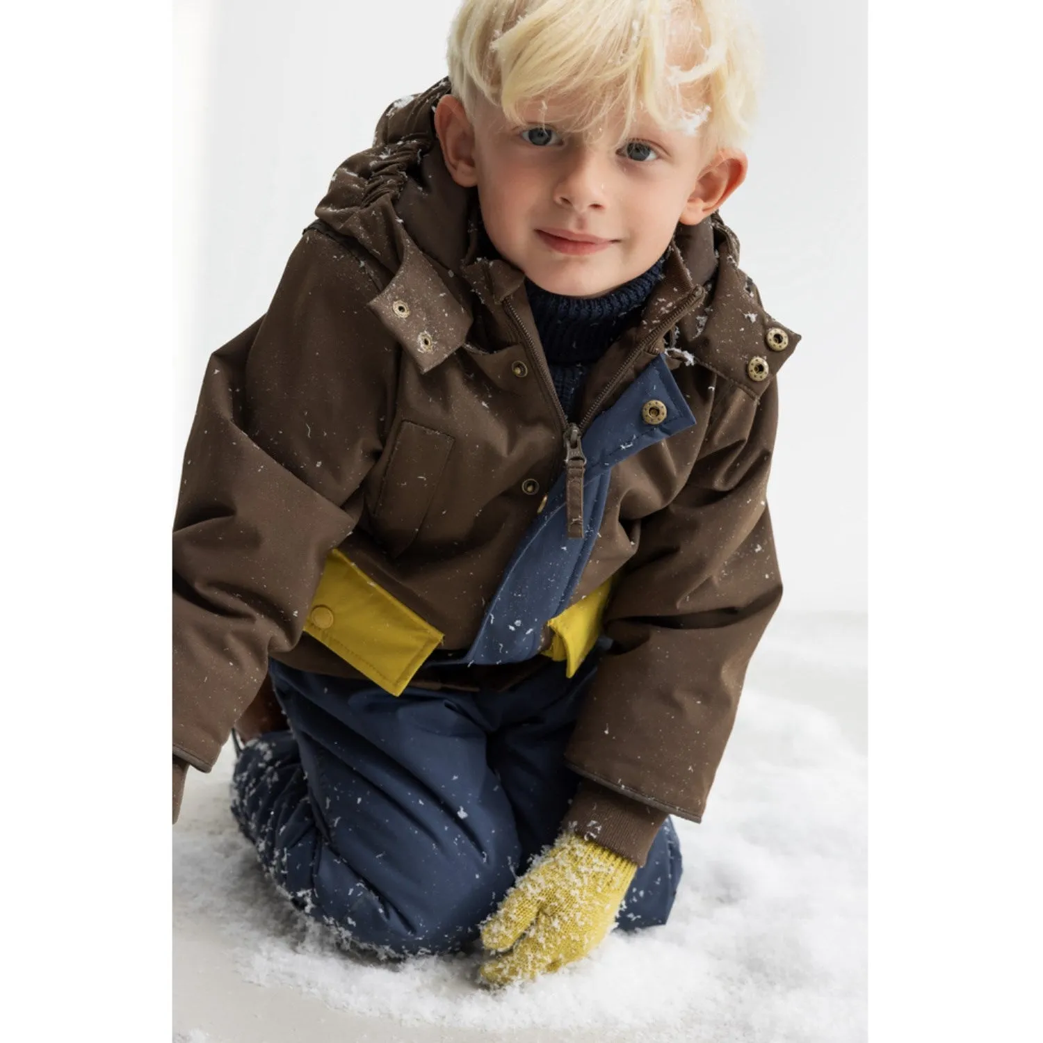 MarMar Tech. Outerwear Solid Deep Choco Block Omas Jacket Casual Warmth