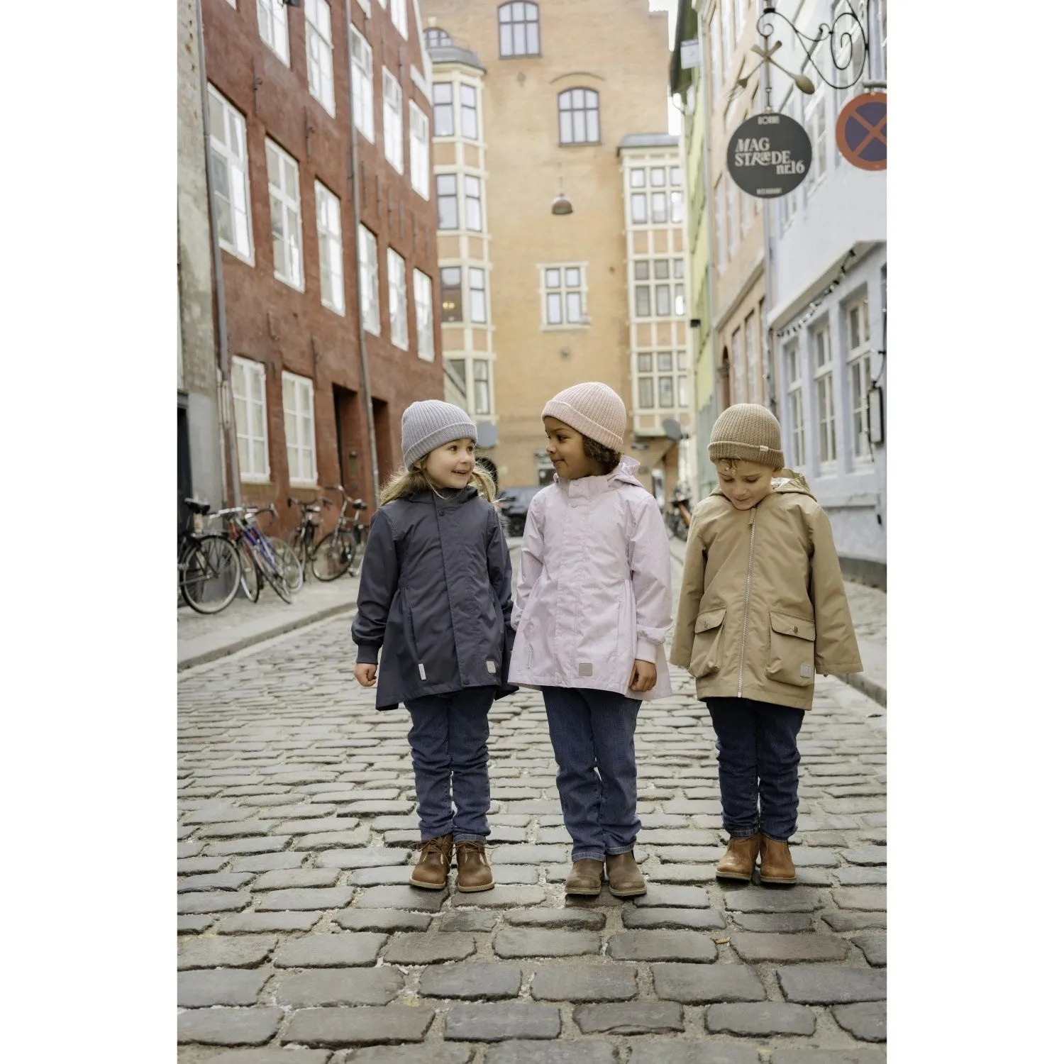 Weight Distribution System city lights MarMar Tech. Summer Outerwear Blue Oda Jacket Outerwear