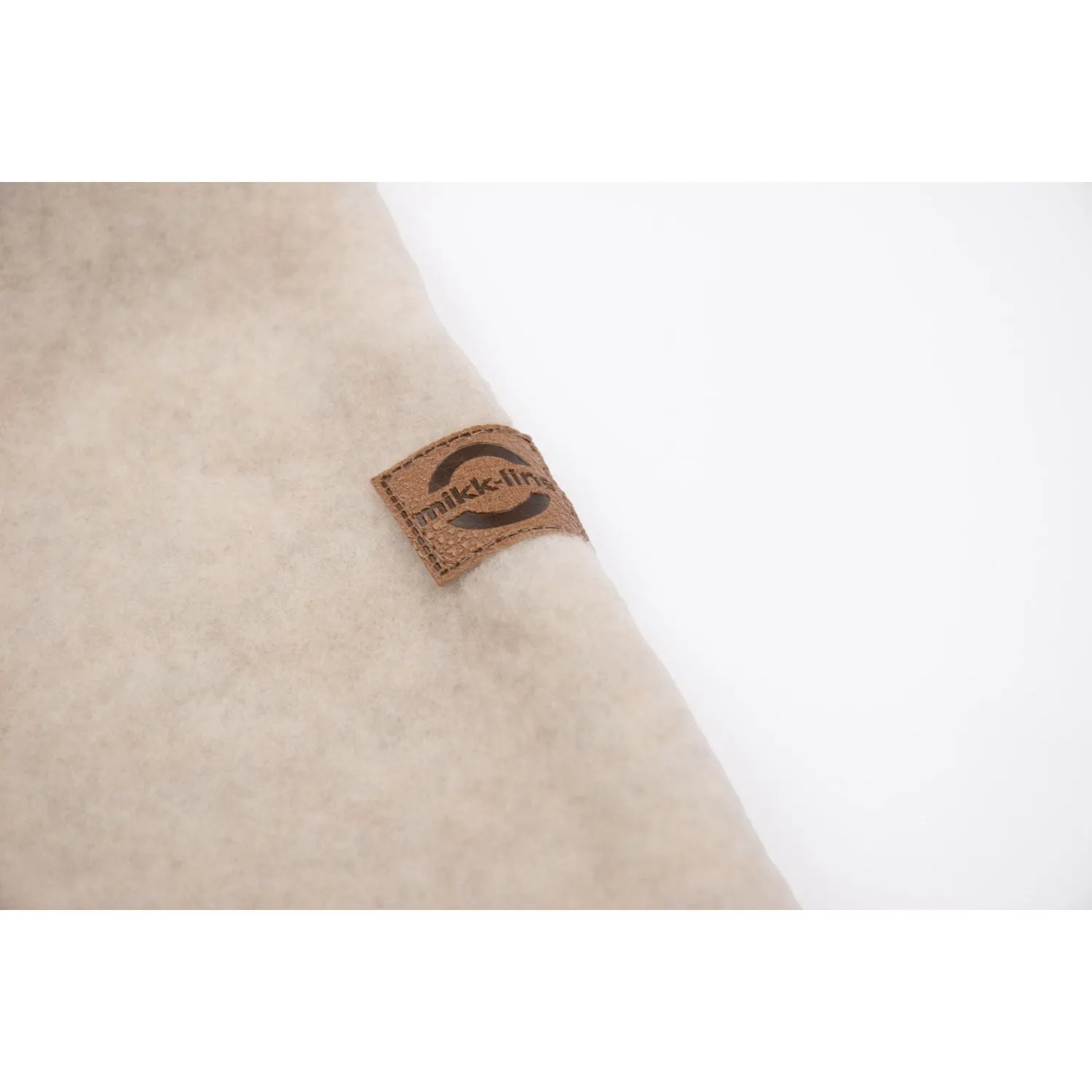 Mikk-Line Melange Offwhite Wool Jacket Grid Patterned Backing Backpack Ready