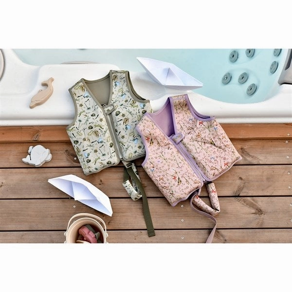 Mikk-Line Swim Vest AOP Desert Sage Durable Quality Compact Design