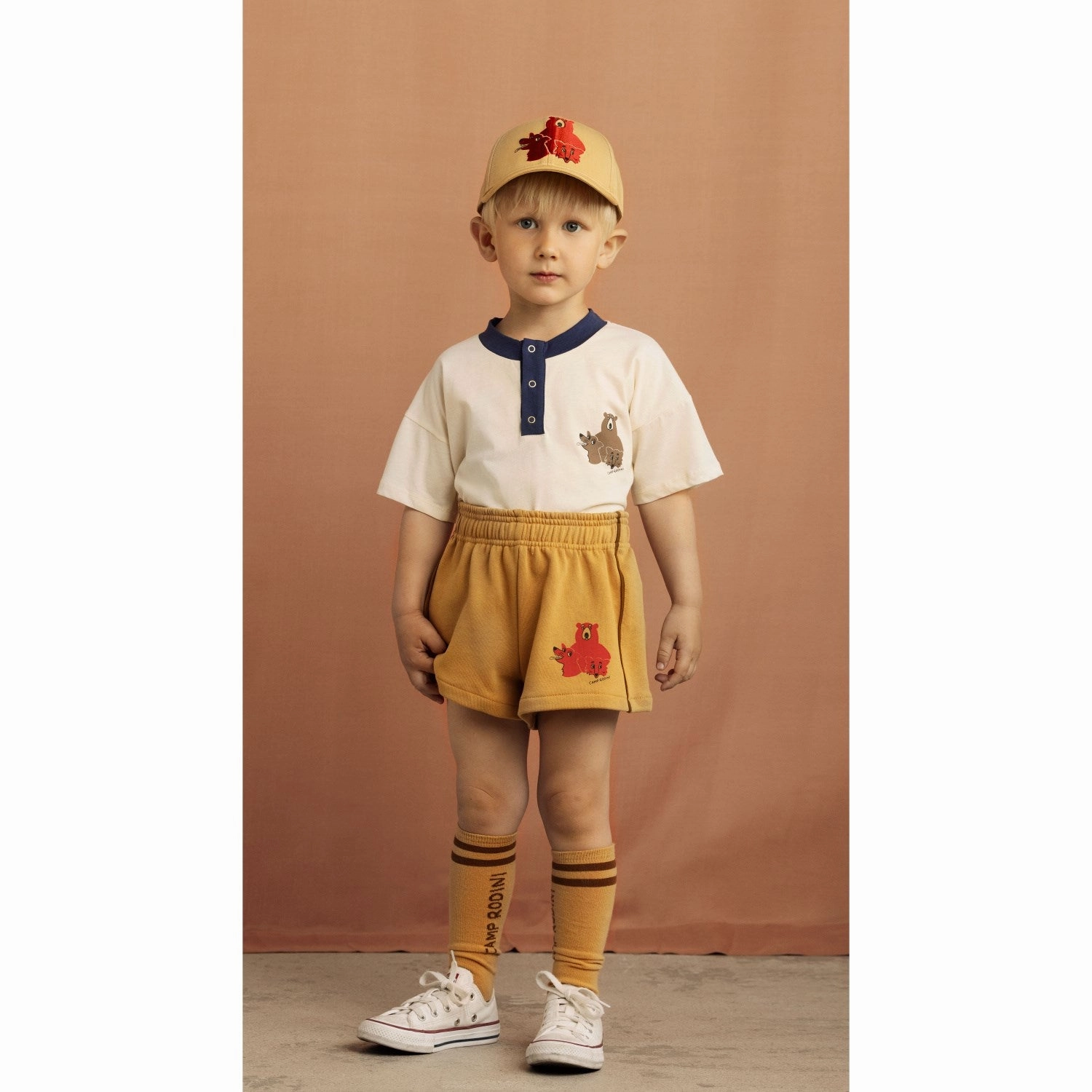 Mini Rodini Beige Camp Rodini Sp Sweatshorts Shock Dispersing Architecture ski wear