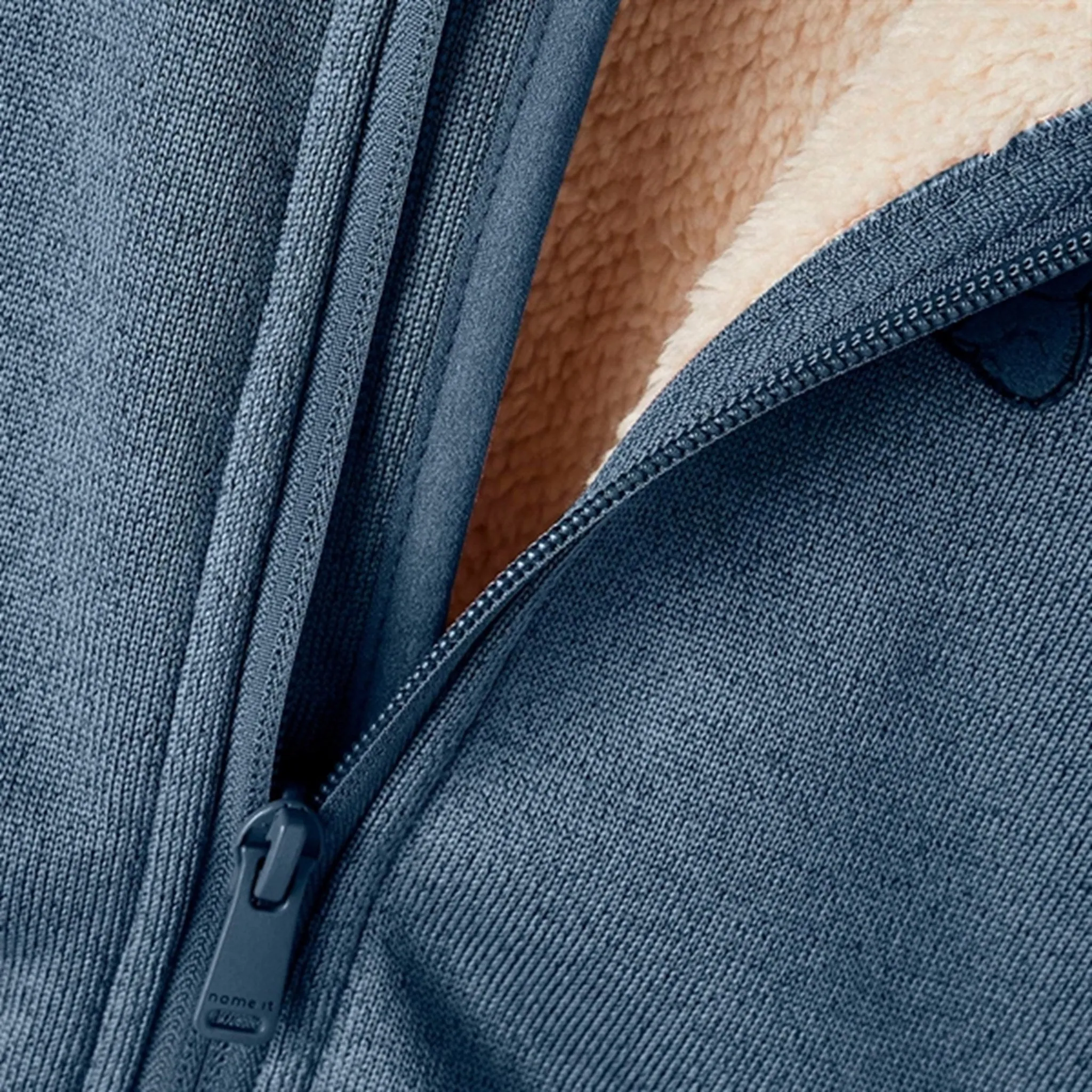 Draw RipstopFabric Name it Bering Sea Mada Jacket