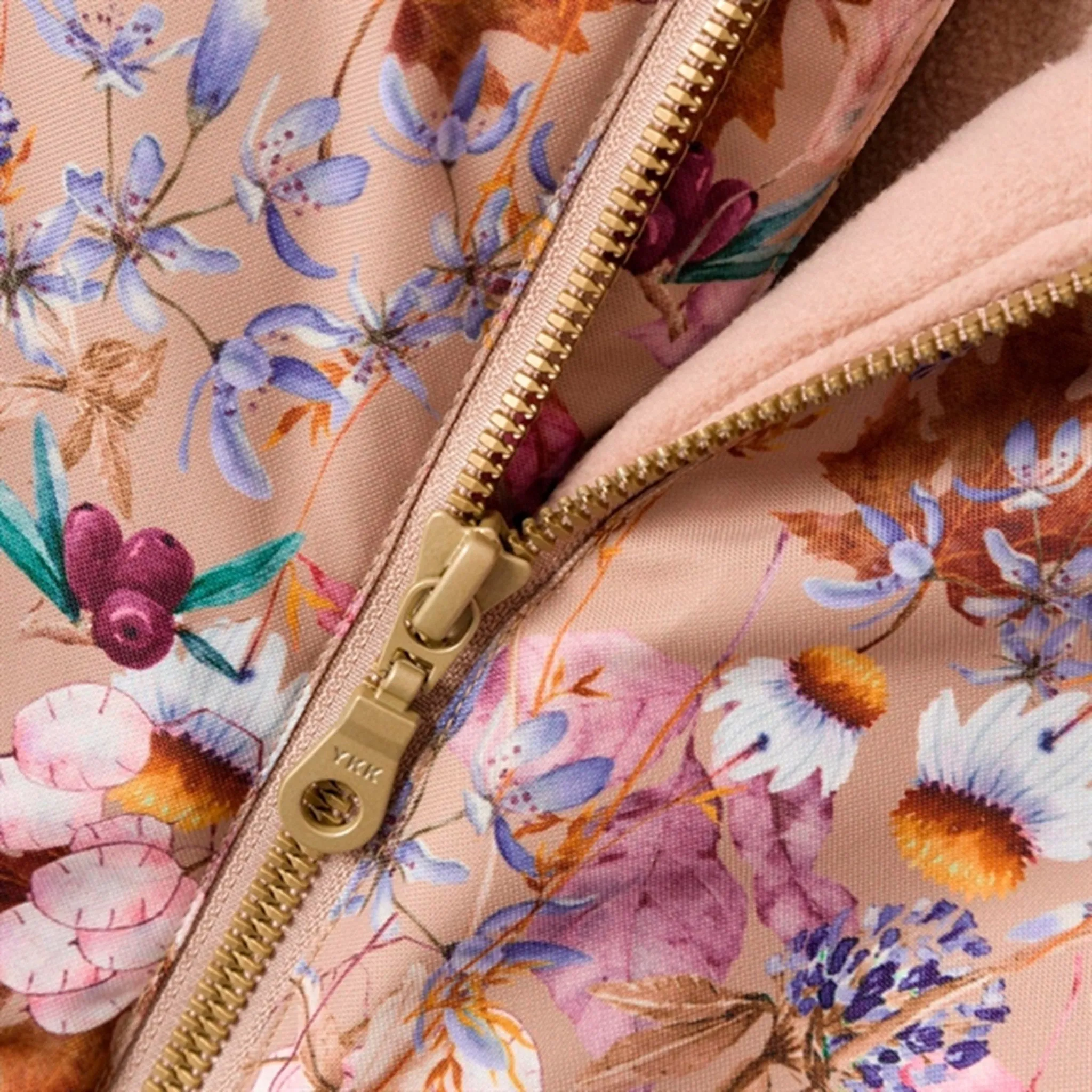 Side-Pocket Name it Stucco Snow Snotsuit Wild Flower