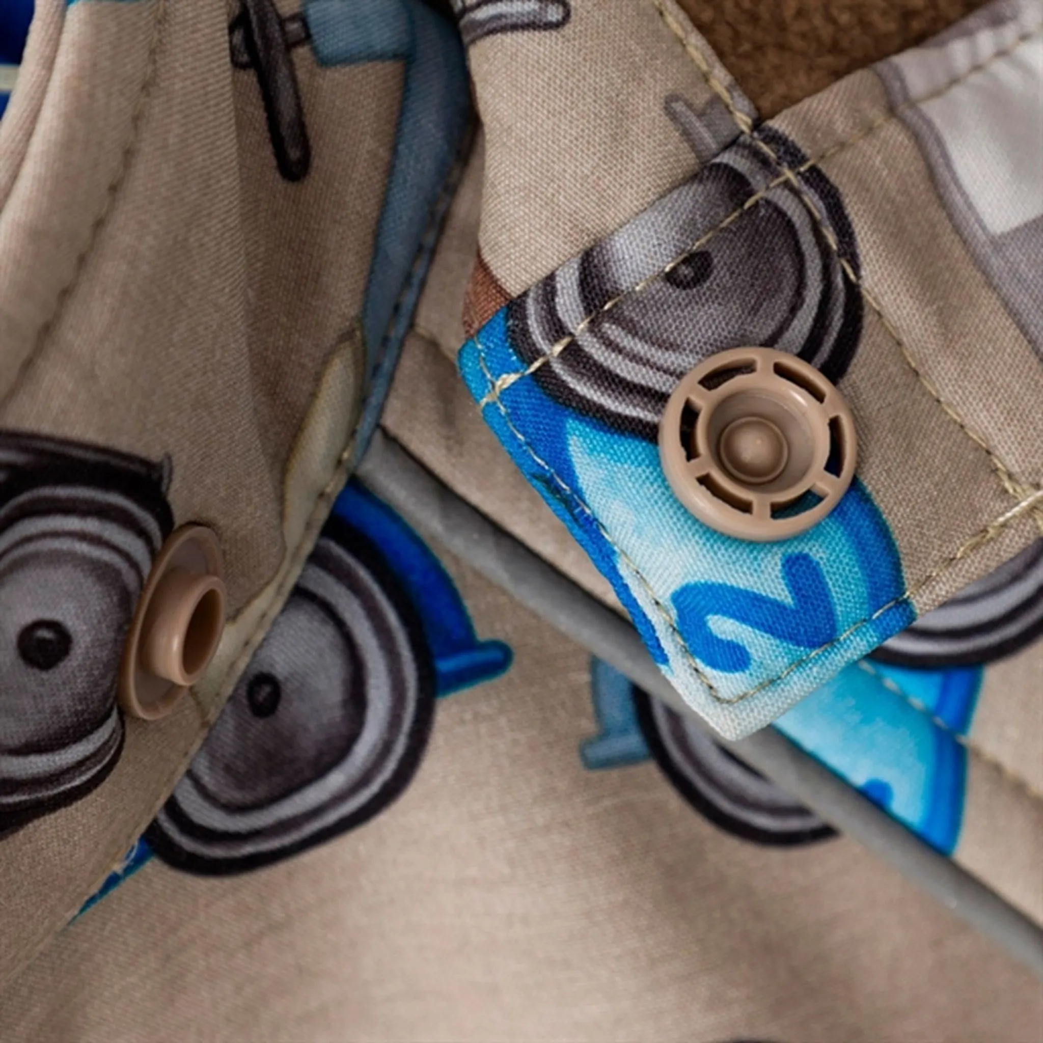 Travel Light Name it Weathered Teak Alfa Softshell Jacket Retro Cars