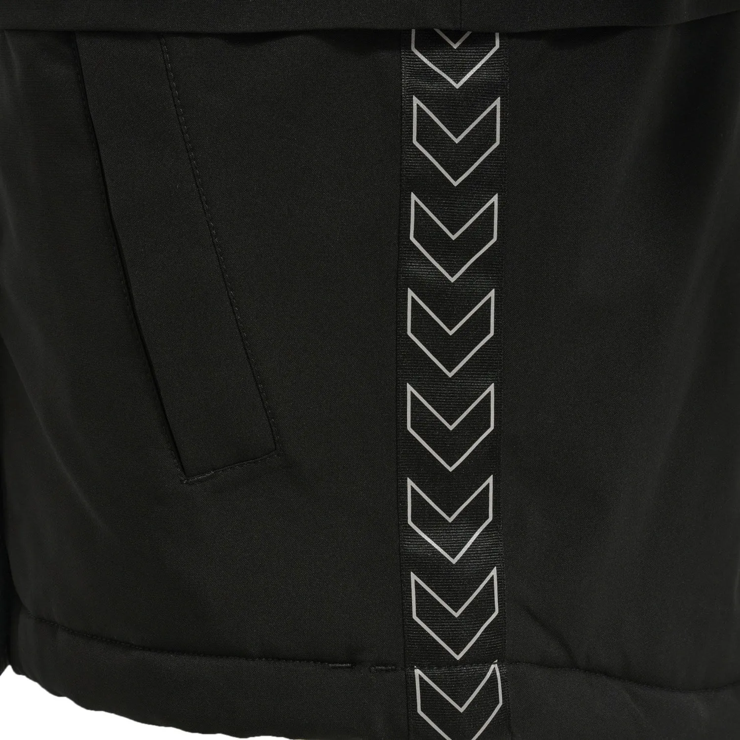 Hummel Black Urban Tex Jacket Cordlock Adjustment System