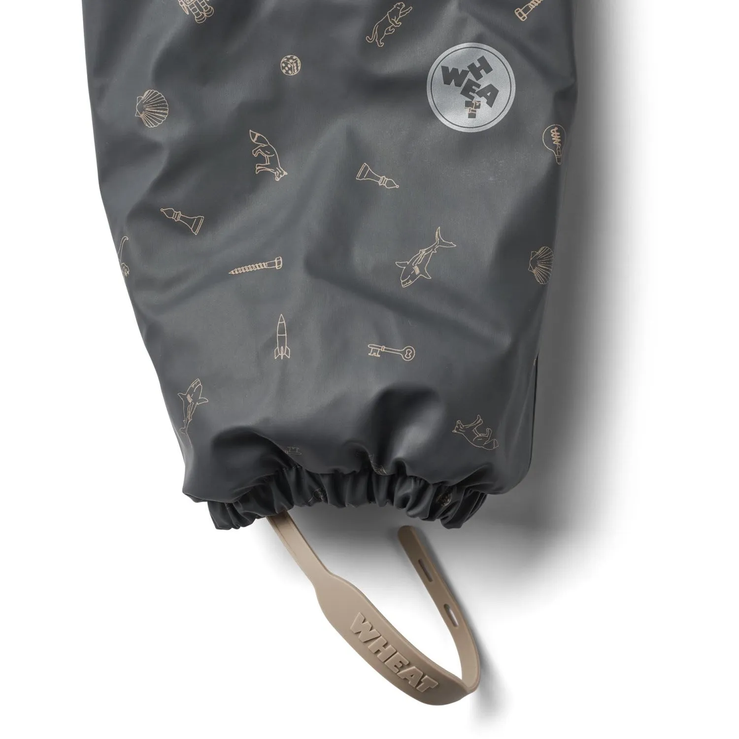 Simple chic shirt Wheat Ink Pocket Treasures Wintersuit Ludo