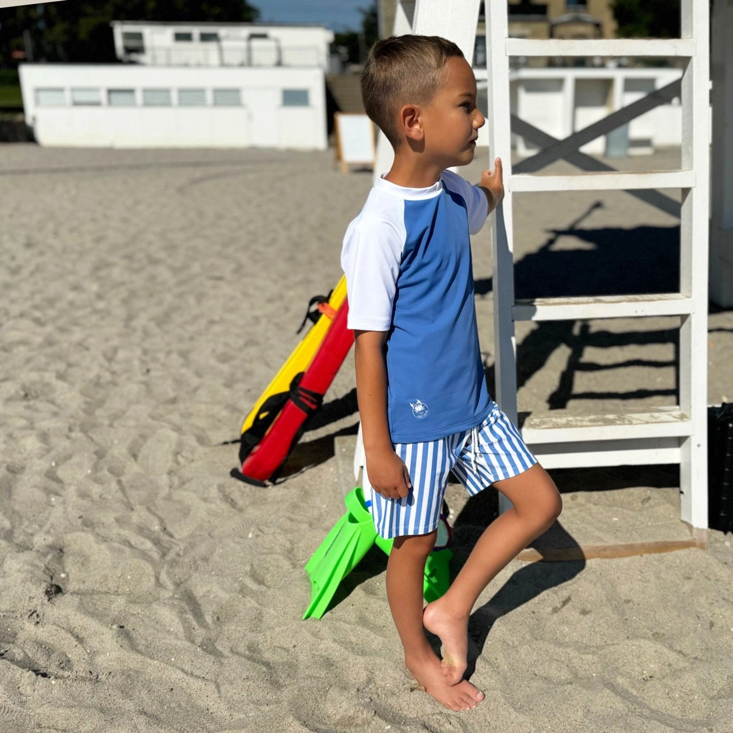 Petit Crabe Sapphire/White Raglan Uv-Swim Shirt S/S Sun Escape Ultraviolet Barrier