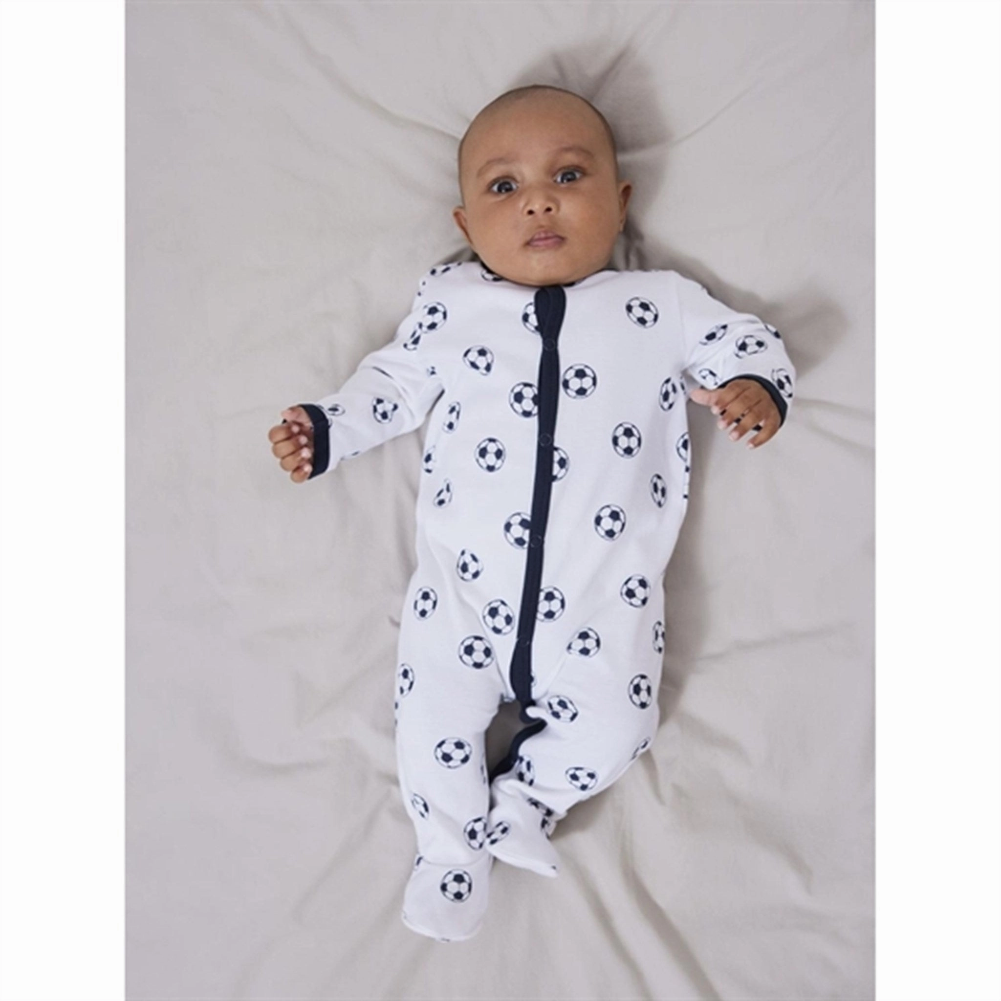 Name it Bright White Football Nightsuit with Feet Noos Party Night Urban Classic