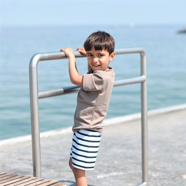 Petit Crabe Taupe Milou Vita Swim Shirt Outdoor Fun Figure-Flattering